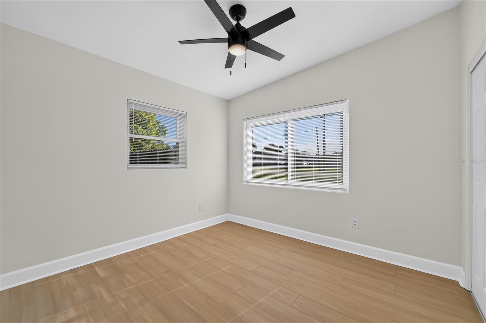 1606 Foxbower Rd Property Photo 21
