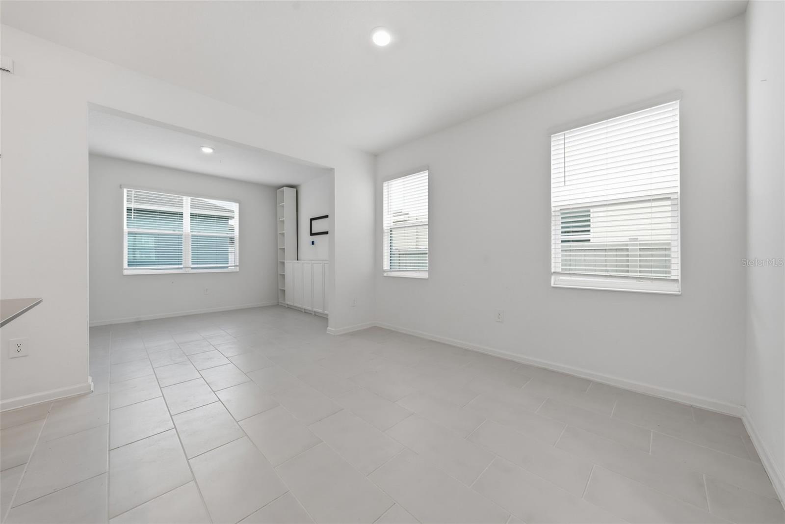6418 Limberpine Aly Property Photo 11