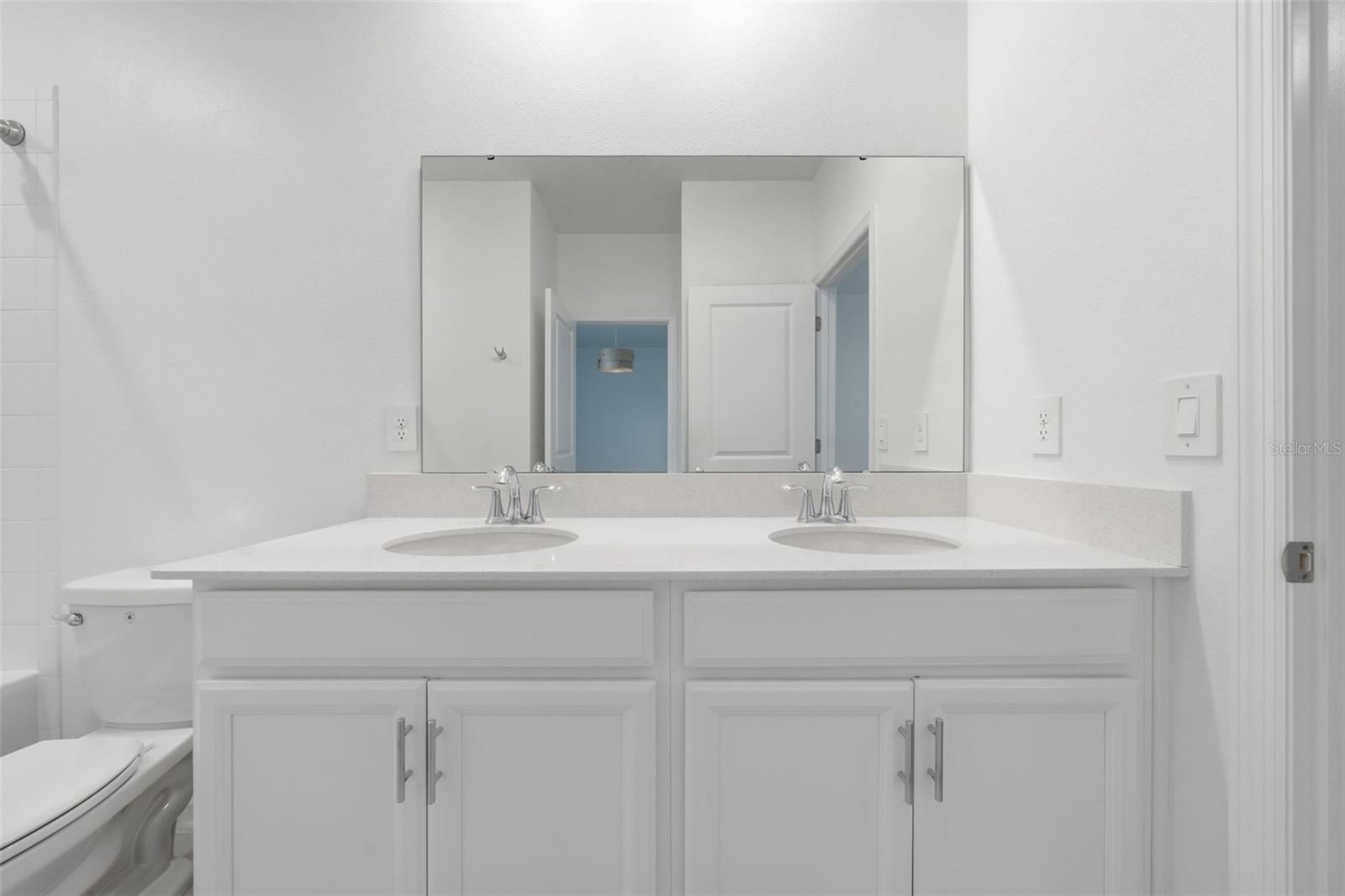 6418 Limberpine Aly Property Photo 17