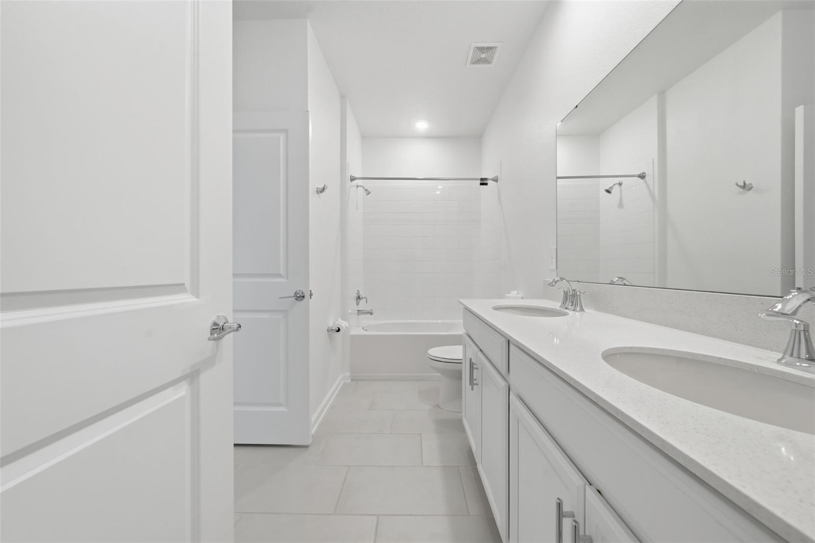 6418 Limberpine Aly Property Photo 18