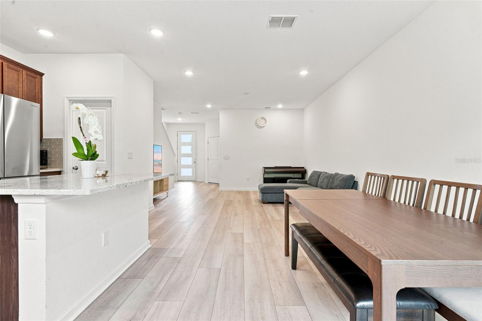 932 Spring Palms Loop Property Photo 10