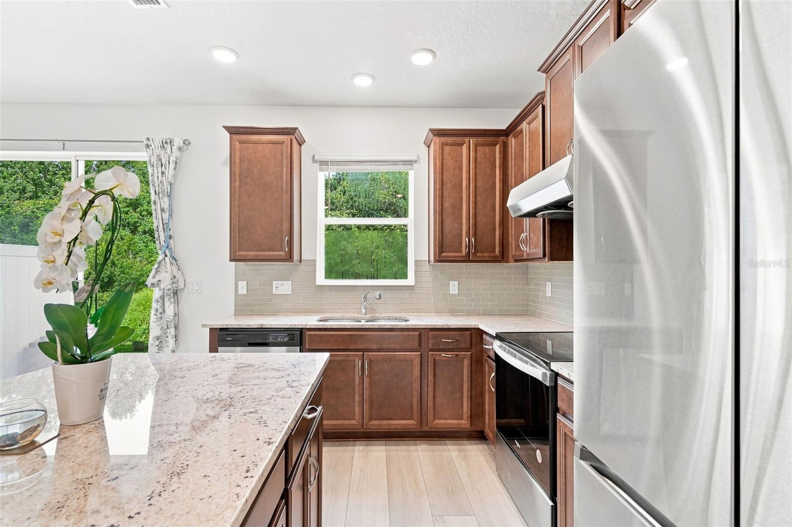 932 Spring Palms Loop Property Photo 13
