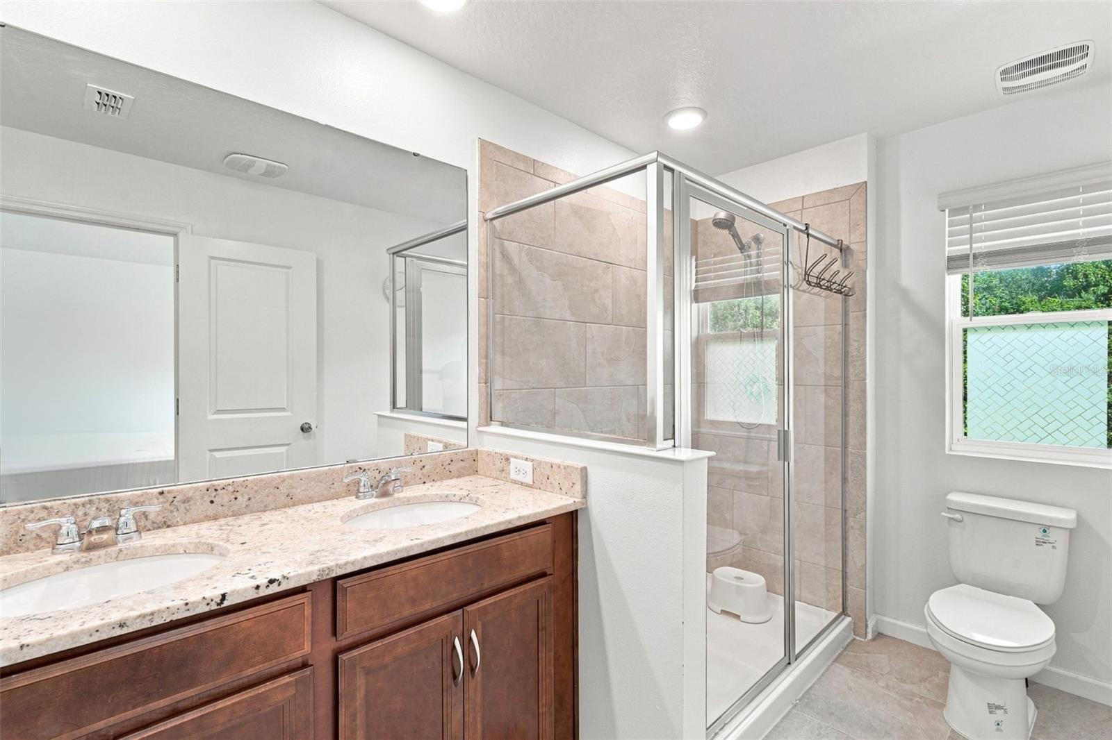 932 Spring Palms Loop Property Photo 20
