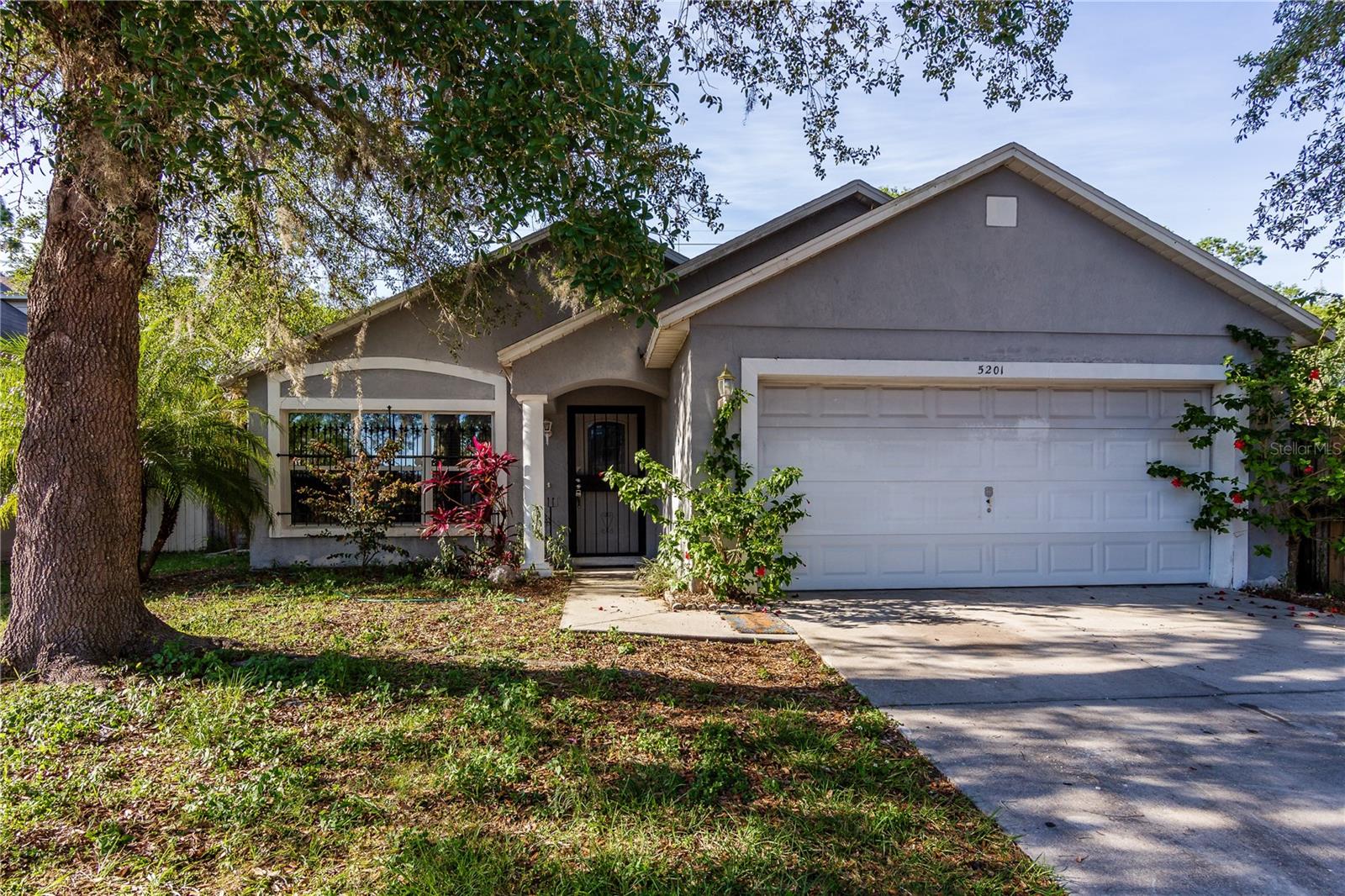 5201 YAUPON ST Property Photo 1