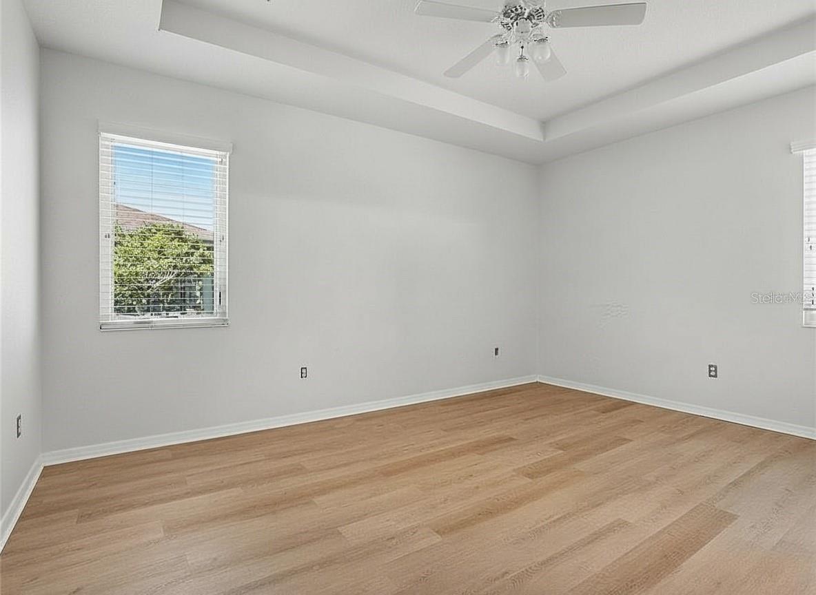 1565 Angler Ave Property Photo 19