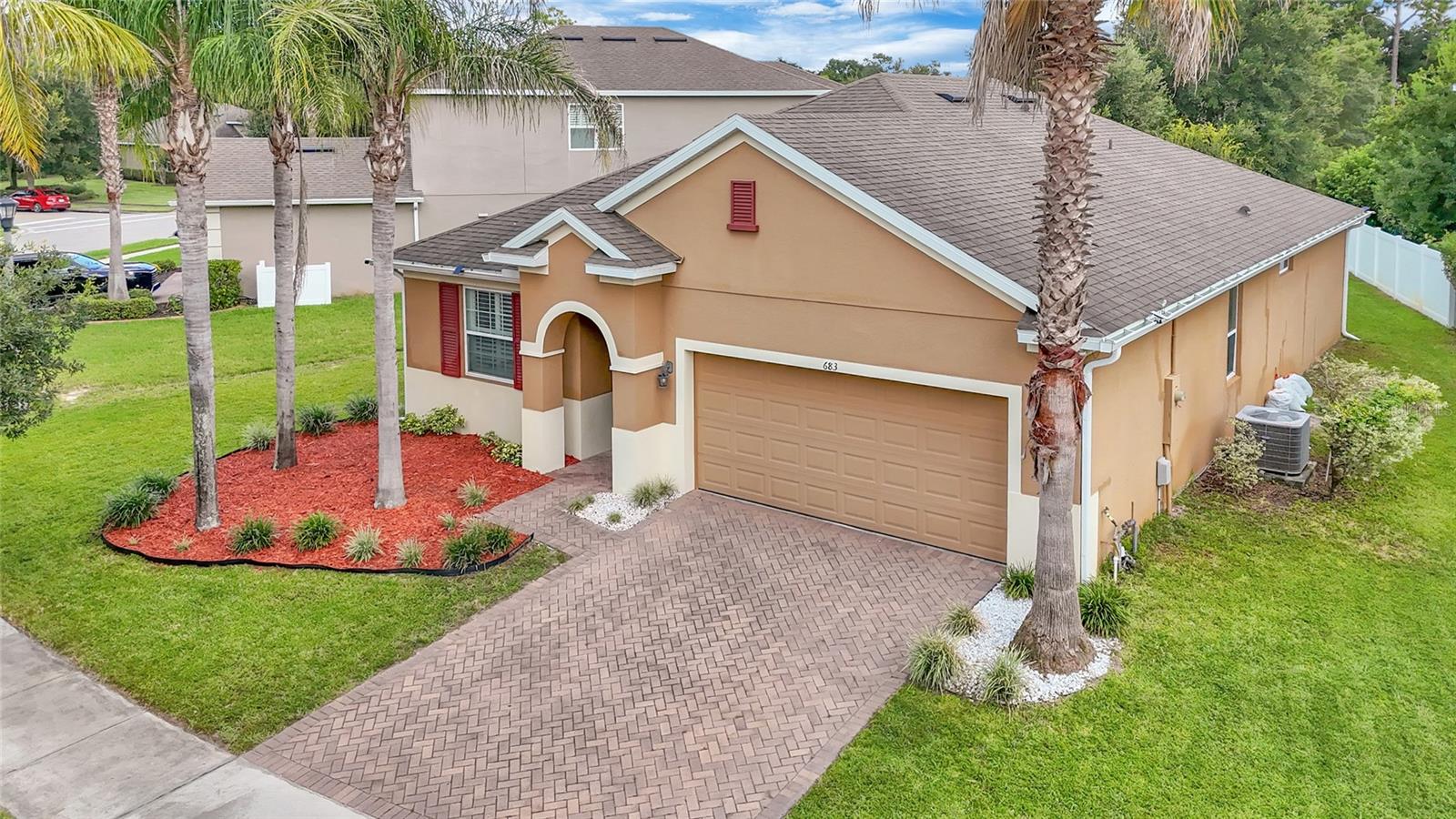 683 Champions Gate Blvd Property Photo 3