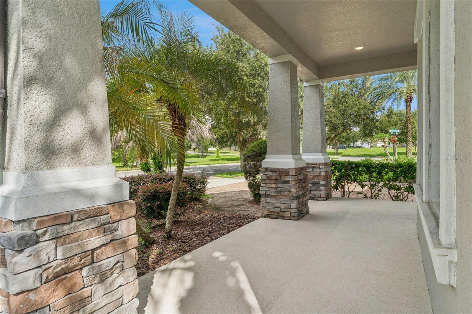 8001 Pond Apple Dr Property Photo 11