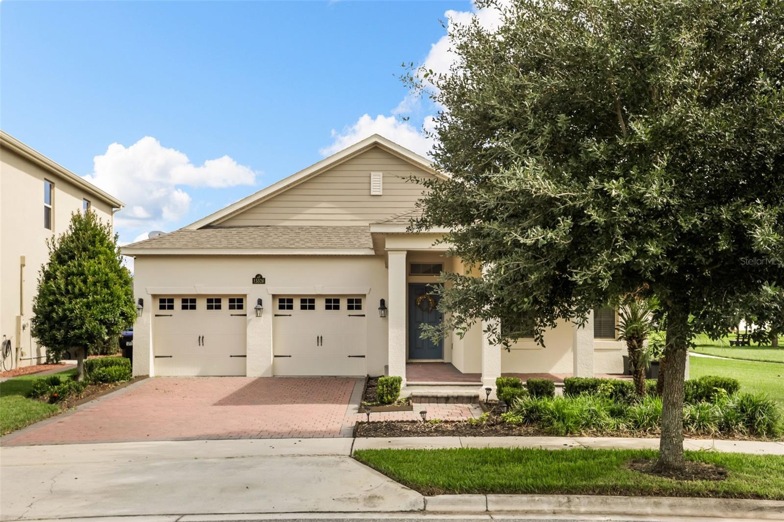15526 Mango Isle St Property Photo 2