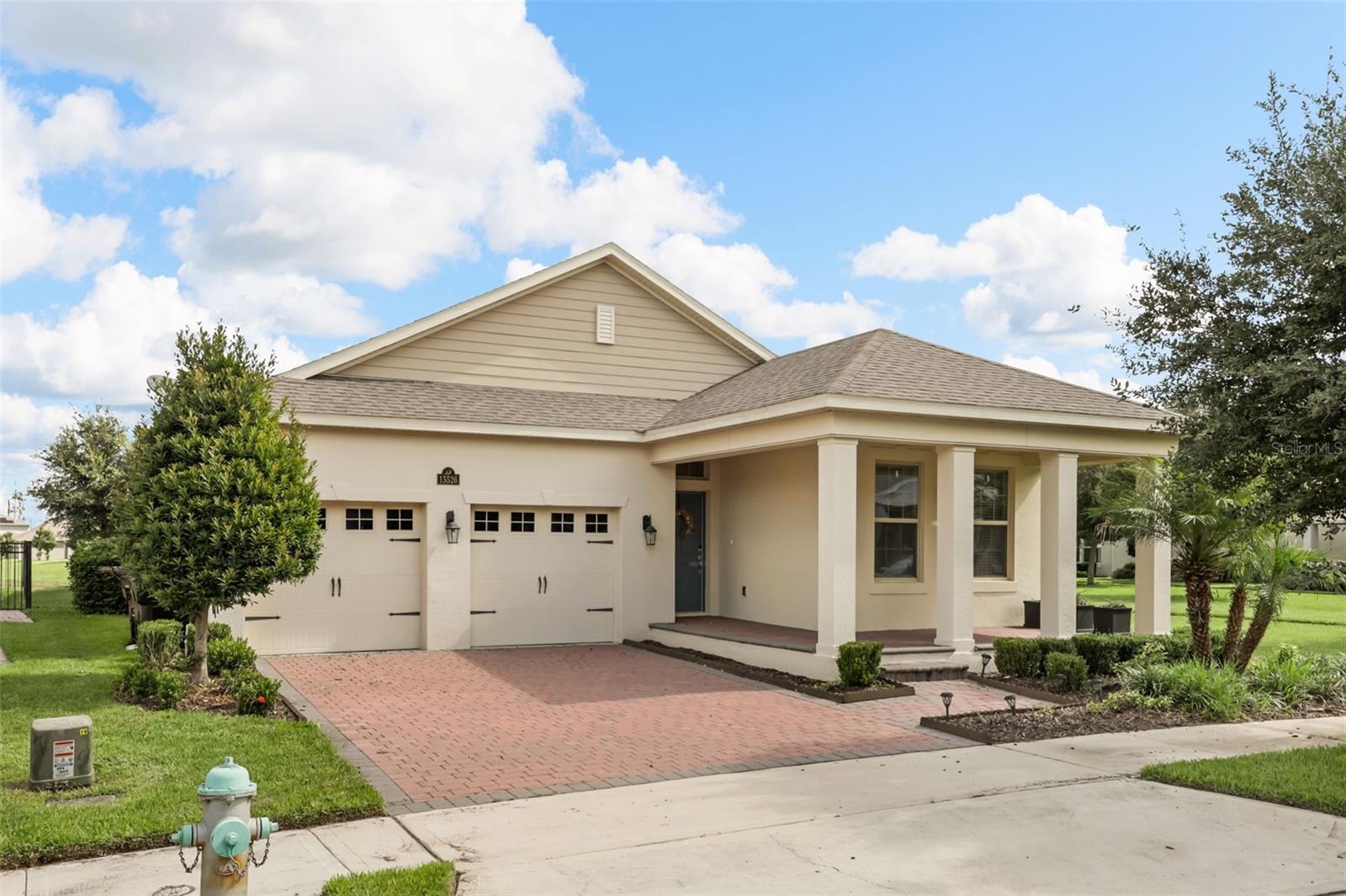 15526 Mango Isle St Property Photo 6