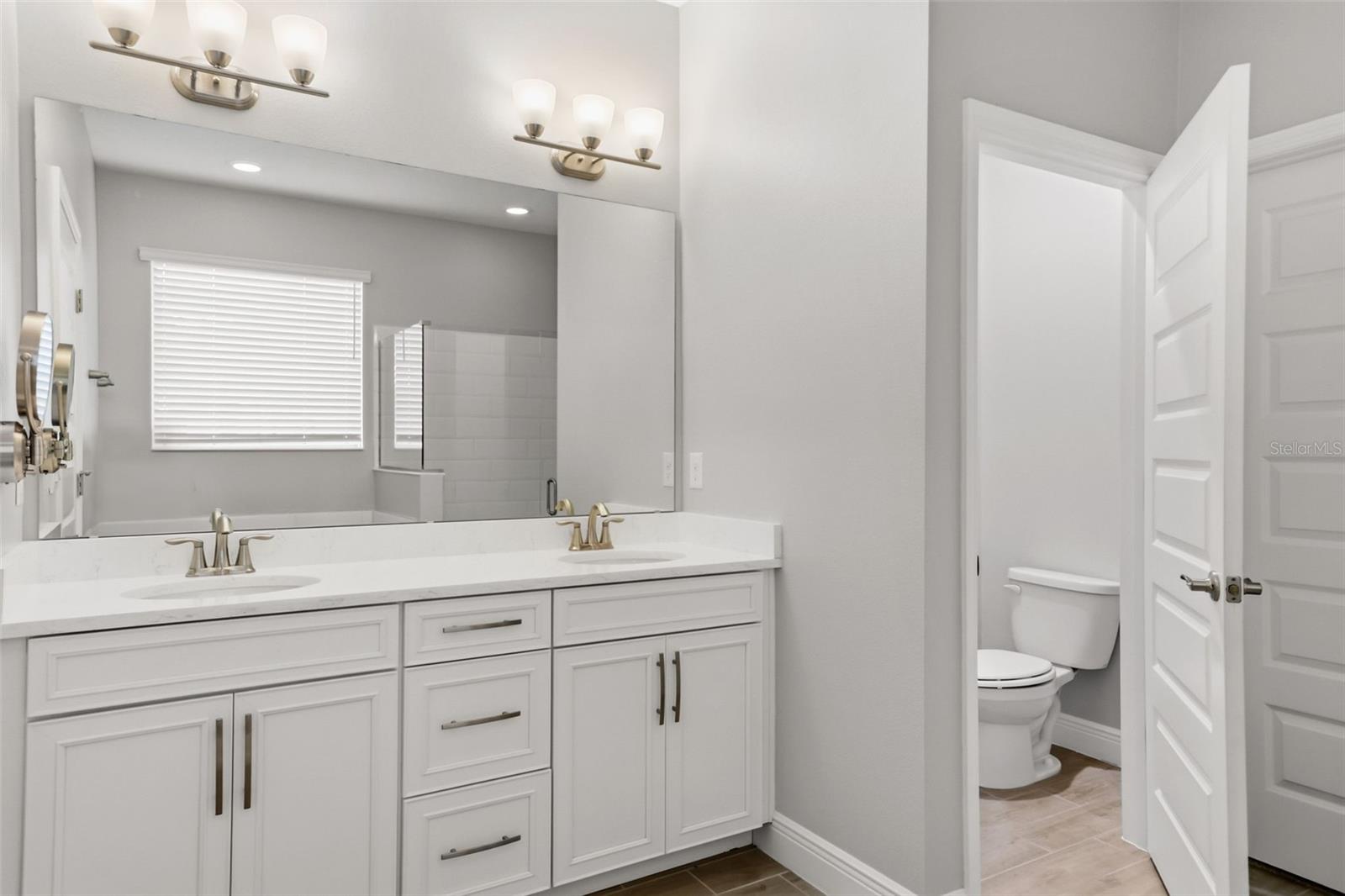 15526 Mango Isle St Property Photo 46