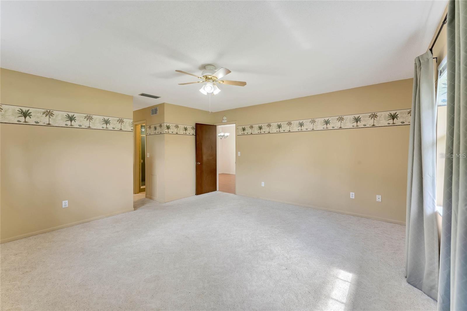 343 Michigan Ave Property Photo 15