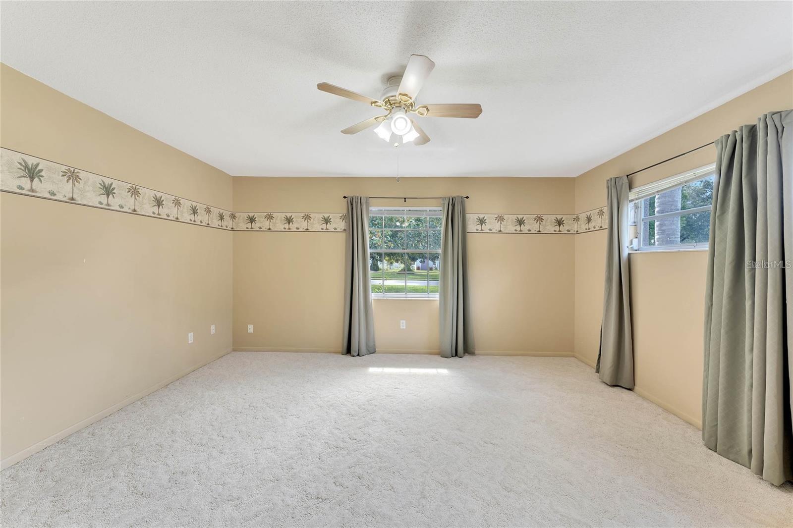 343 Michigan Ave Property Photo 17