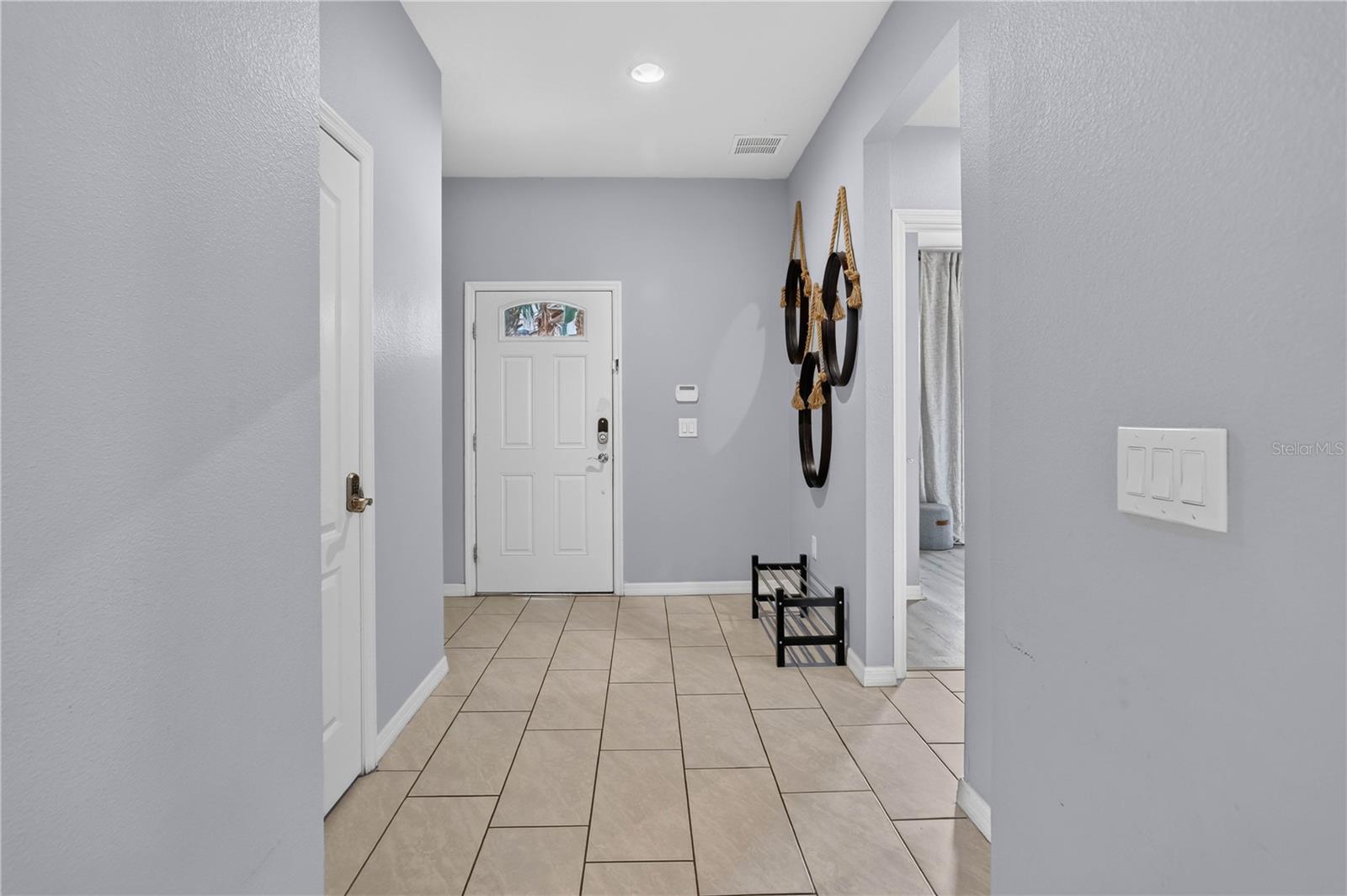 8831 Geneve Ct Property Photo 5