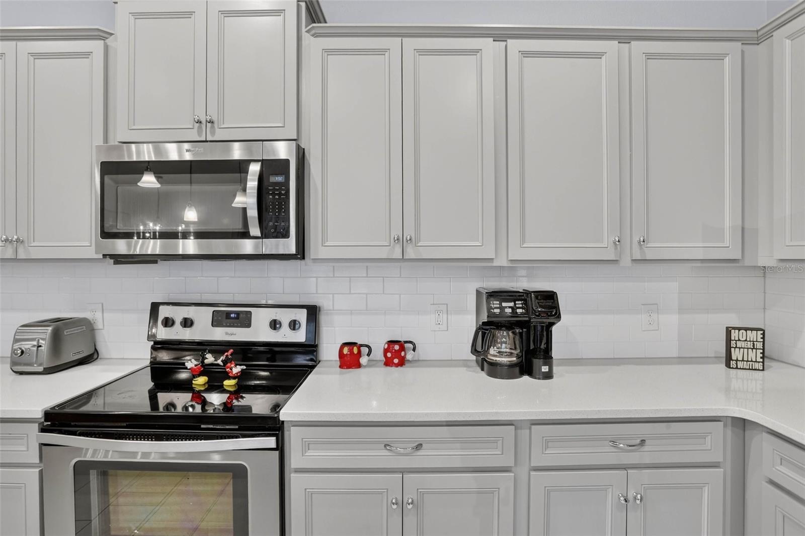 8831 Geneve Ct Property Photo 14