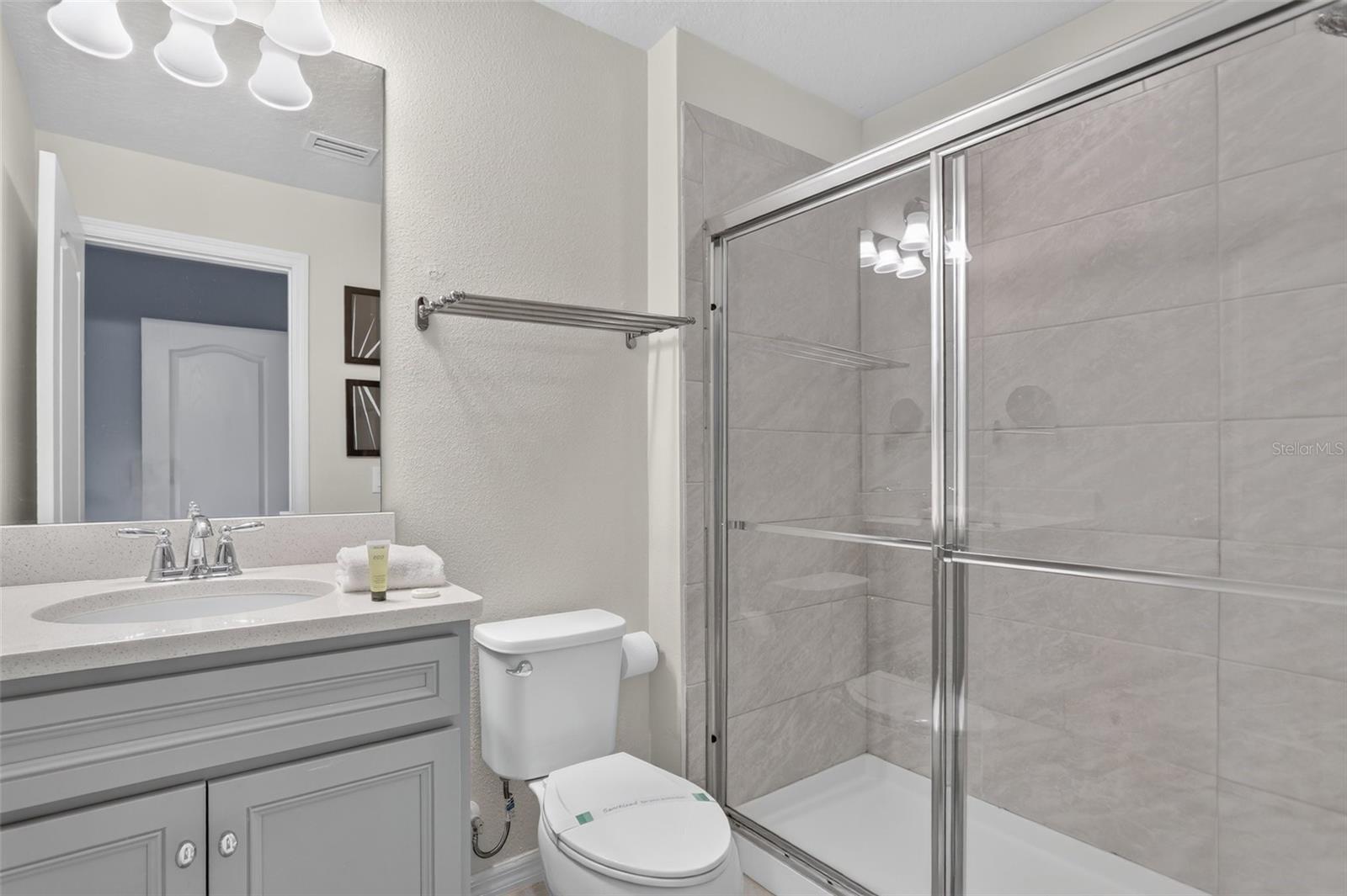 8831 Geneve Ct Property Photo 38