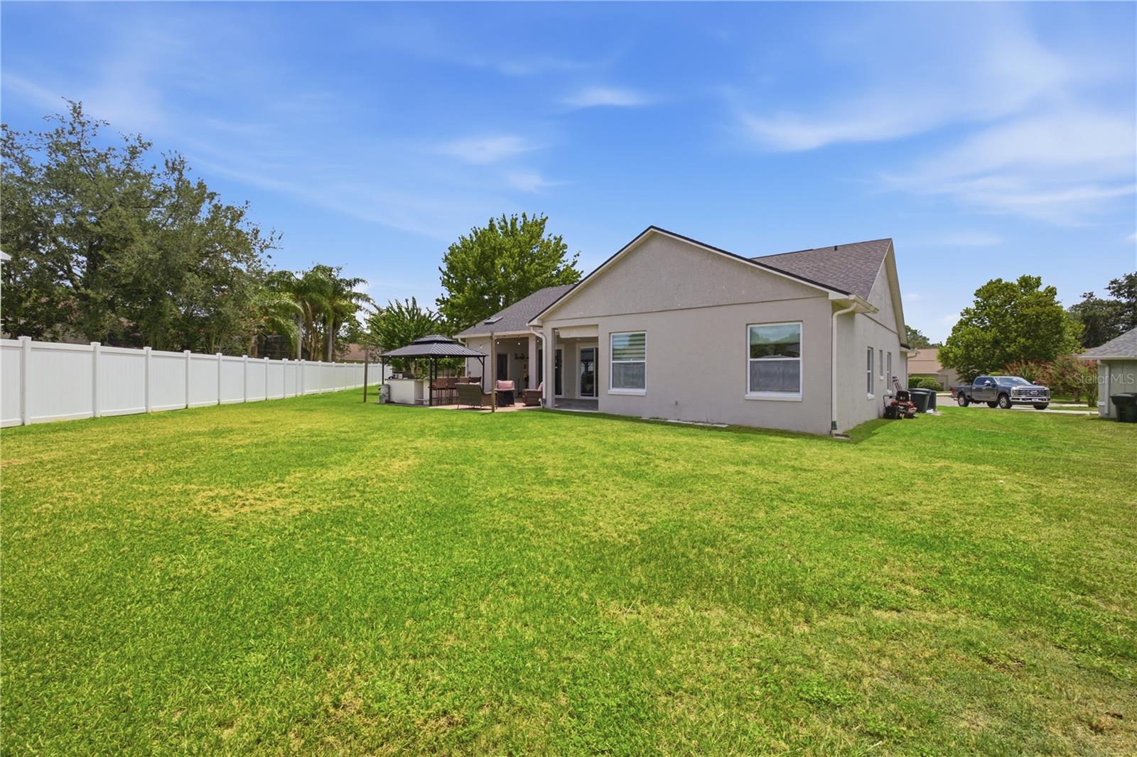 672 Cranebrook Ct Property Photo 45