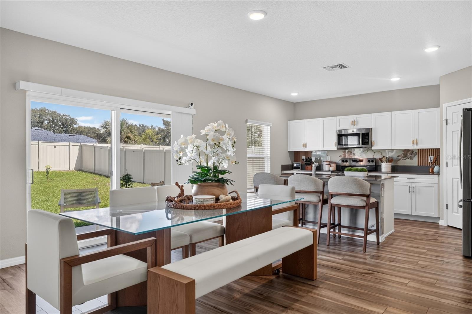 1857 Grasmere St Property Photo 12