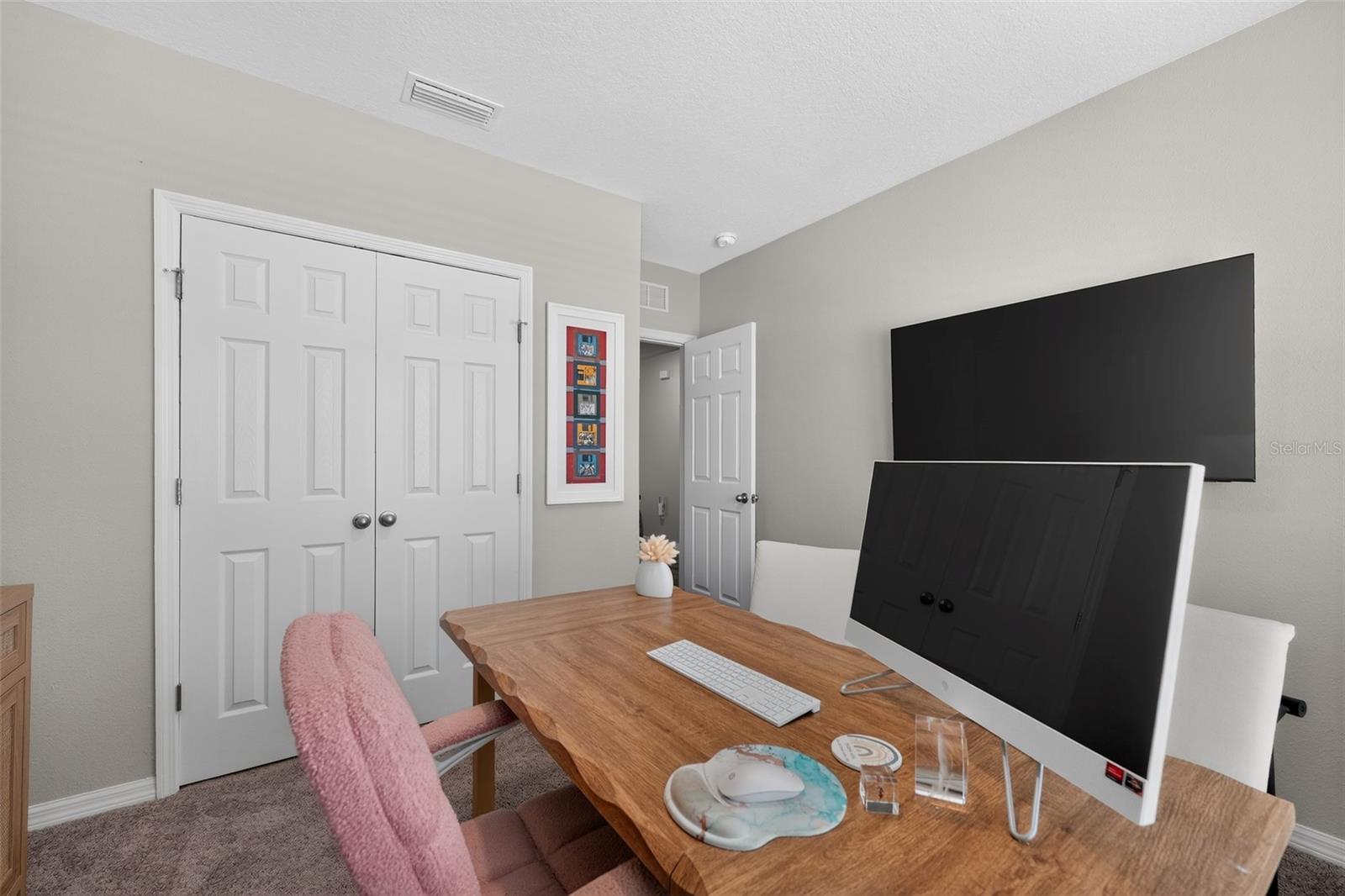 1857 Grasmere St Property Photo 21
