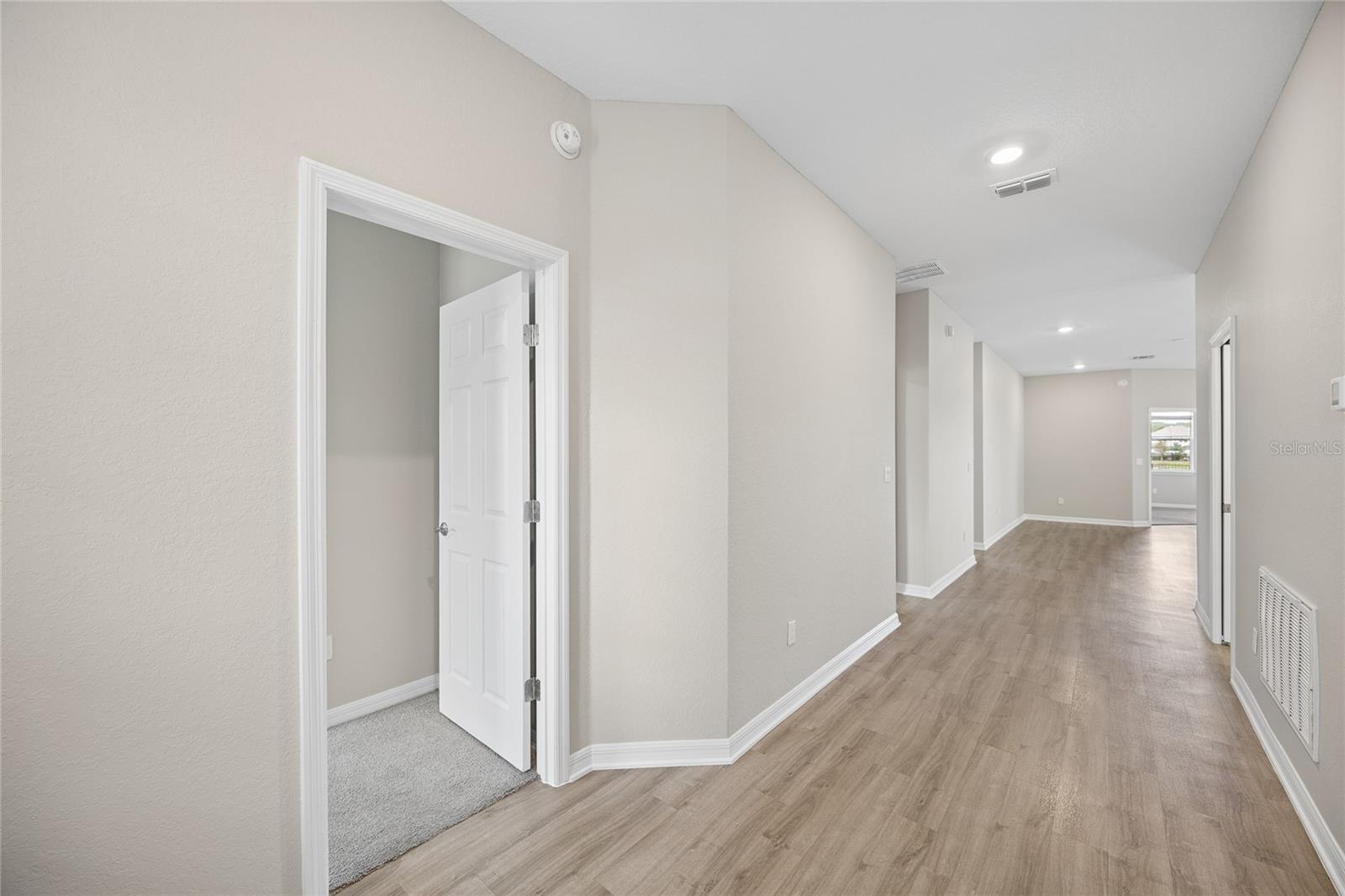 365 Windy Willow Way Property Photo 2