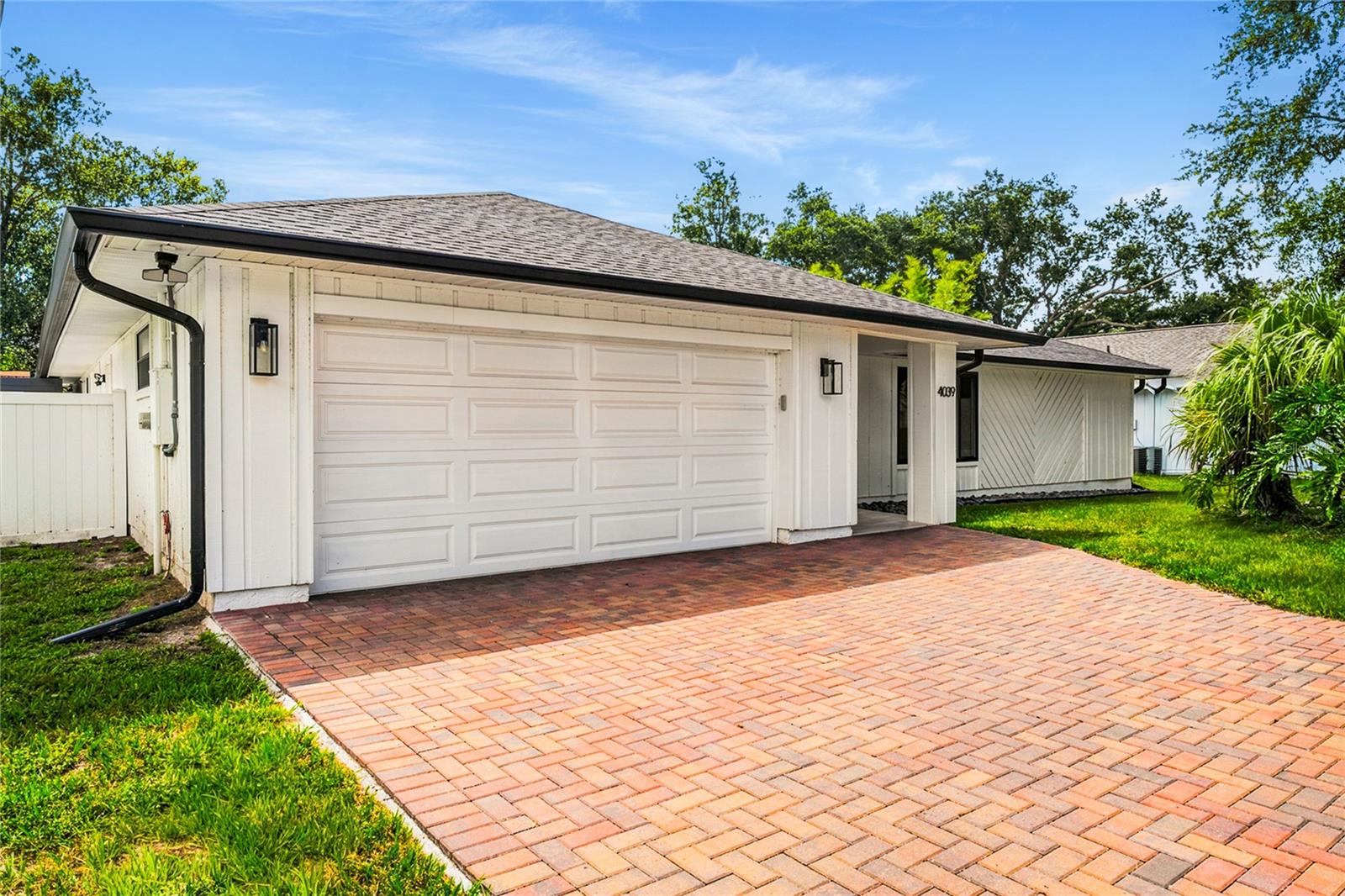 4039 Cool Water Ct Property Photo 2
