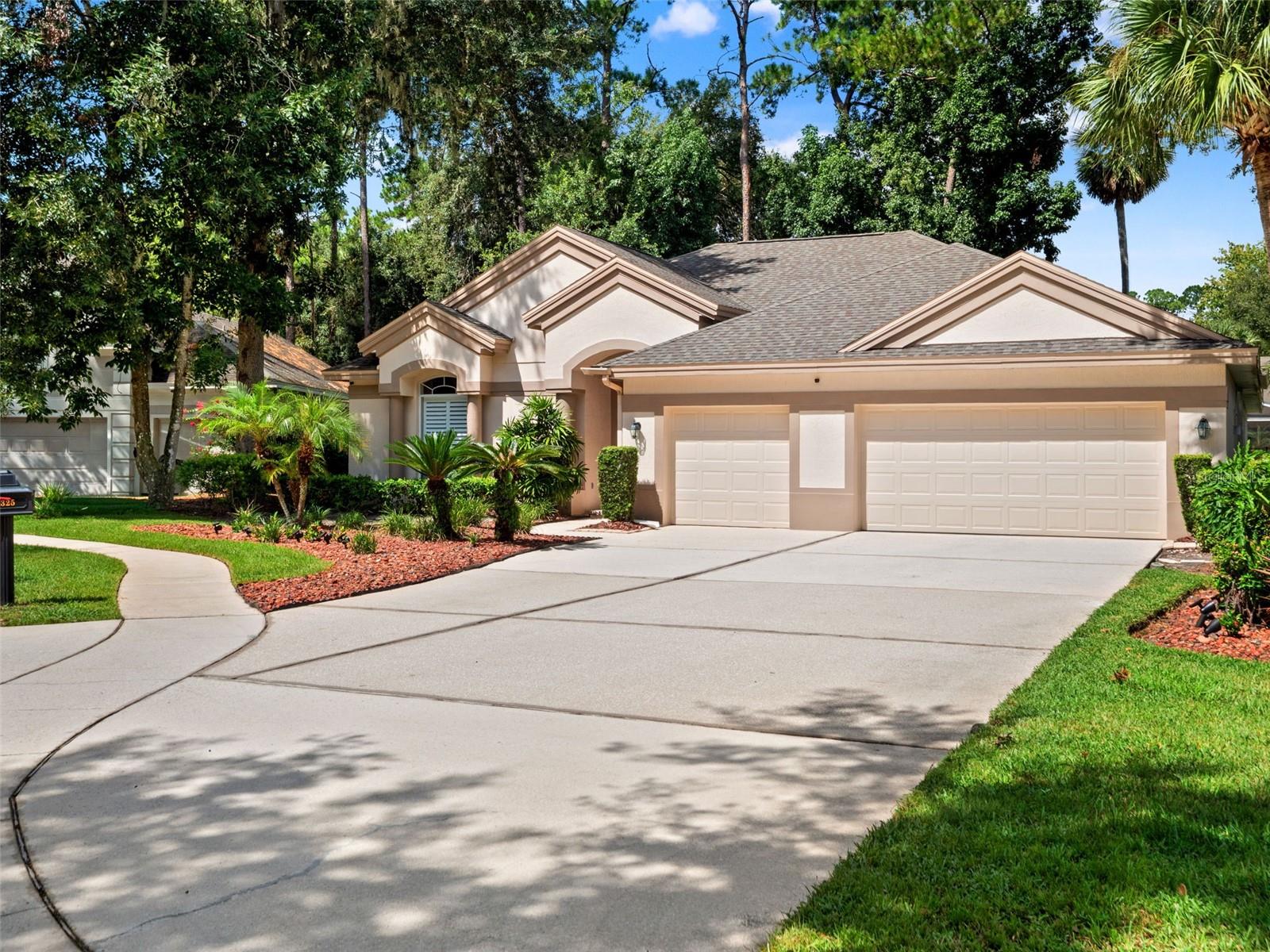 5325 Lake Bluff Ter Property Photo 3