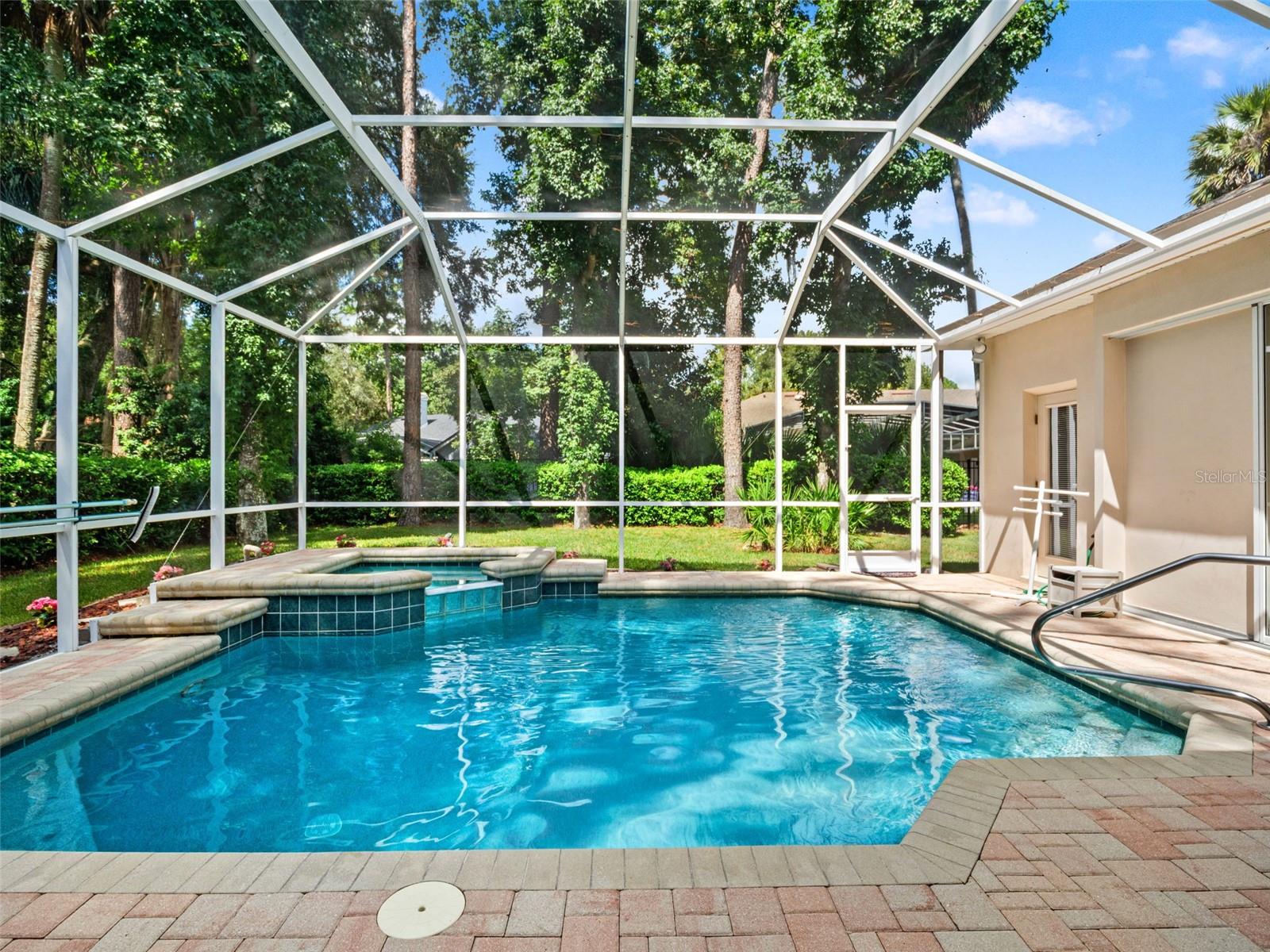 5325 Lake Bluff Ter Property Photo 5