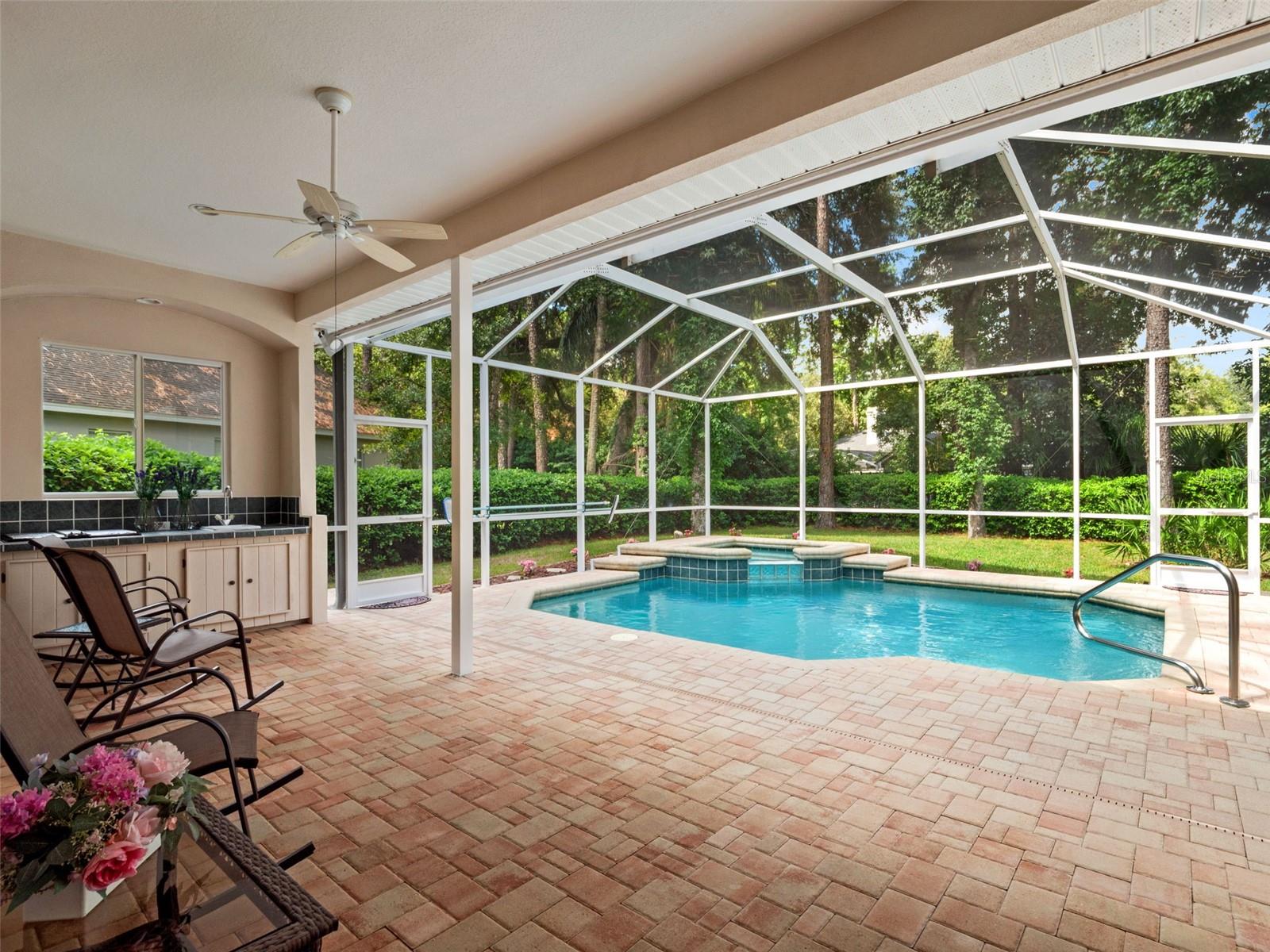 5325 Lake Bluff Ter Property Photo 6
