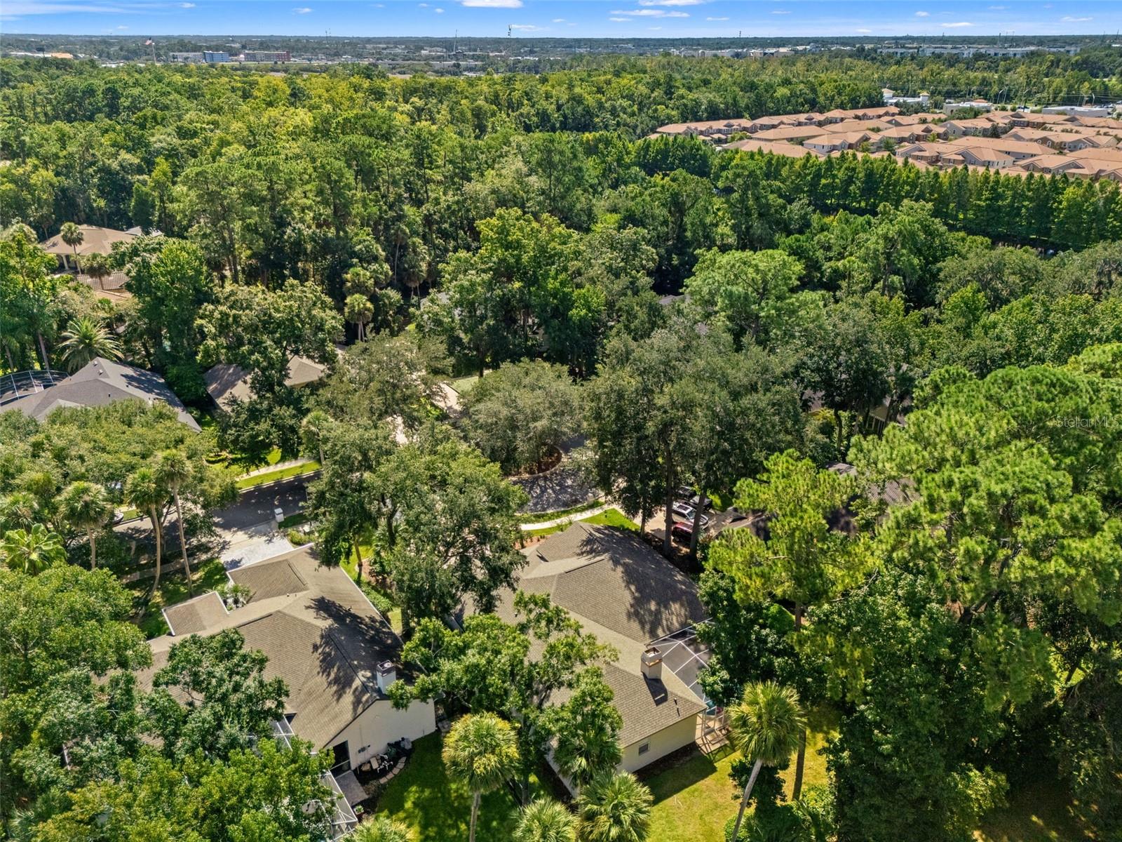 5325 Lake Bluff Ter Property Photo 11