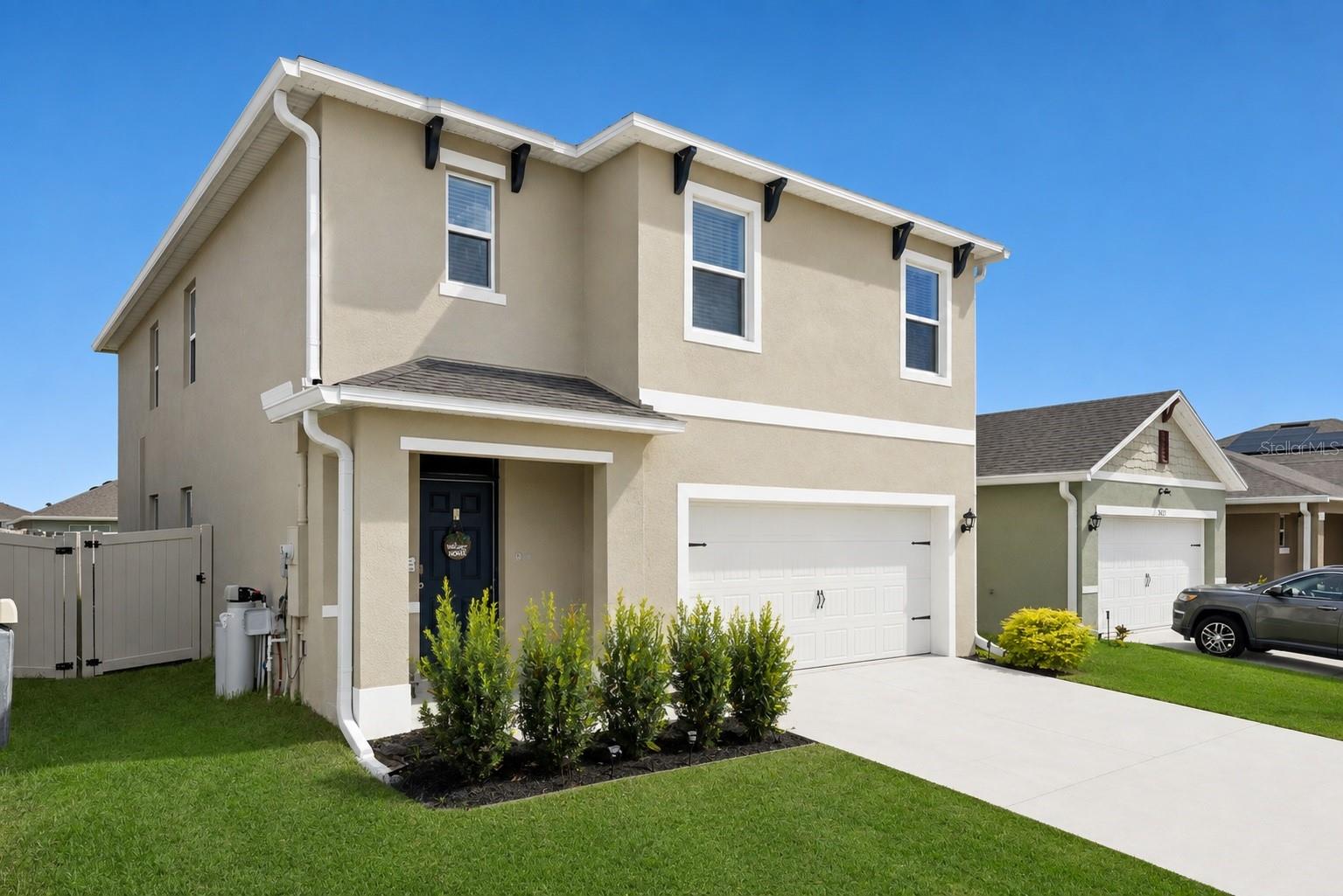 3676 SUNGROVE CIR Property Photo 1