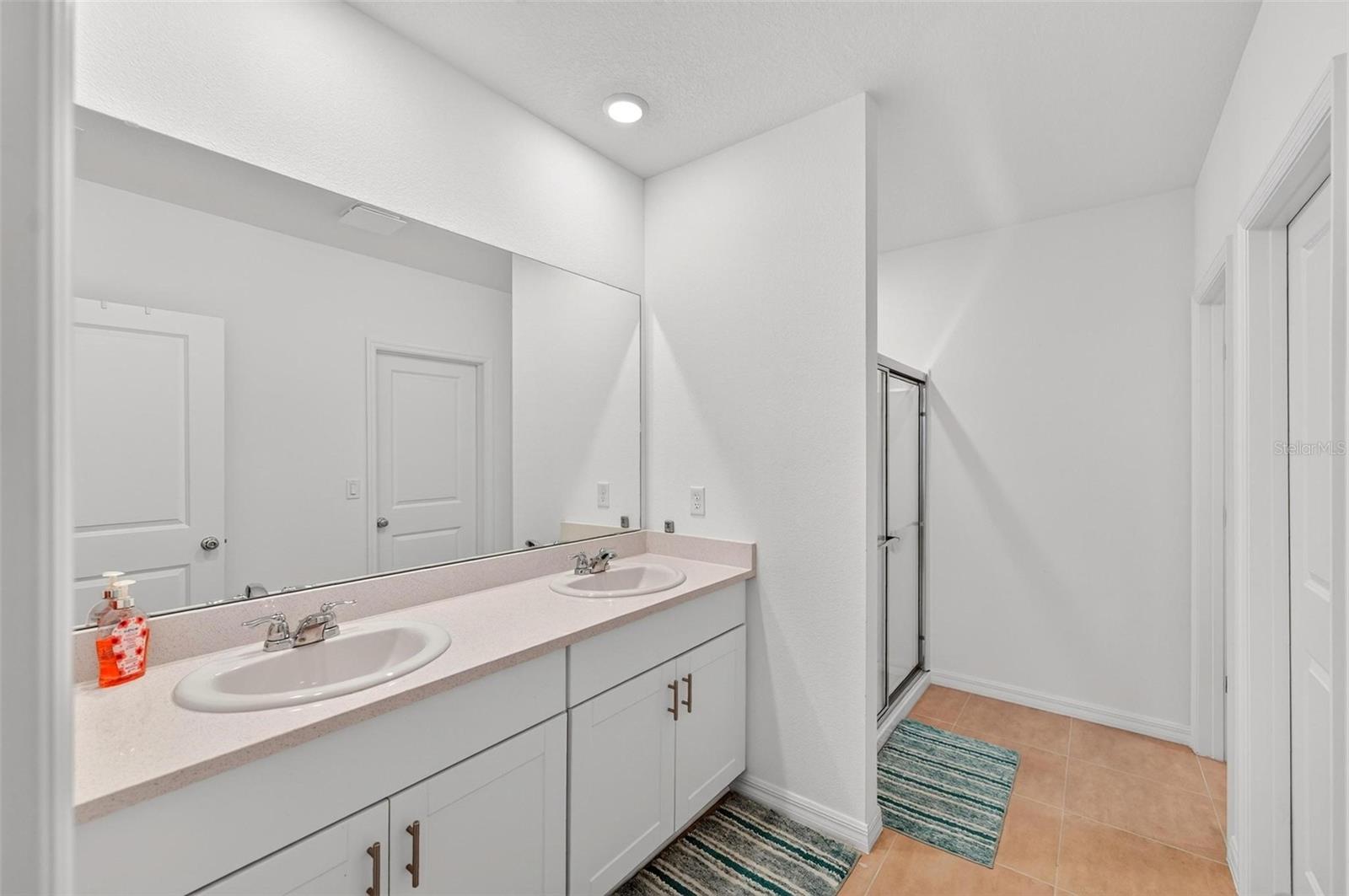 7412 Capstone Dr Property Photo 9