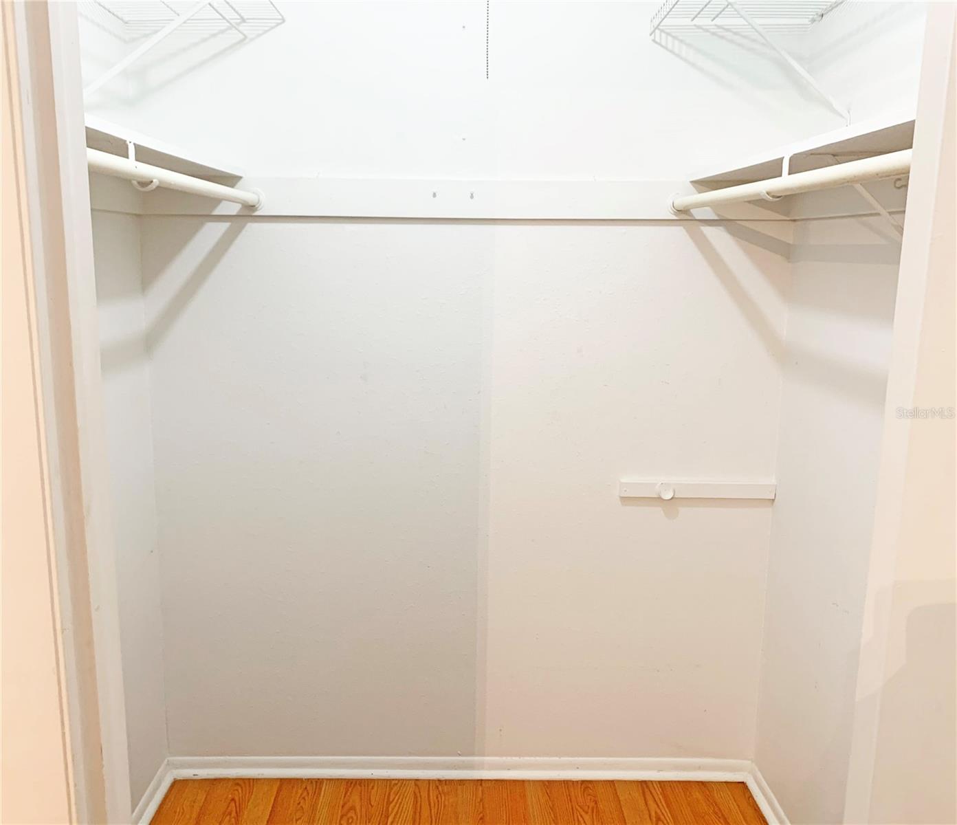 125 Springwood Cir #d Property Photo 9