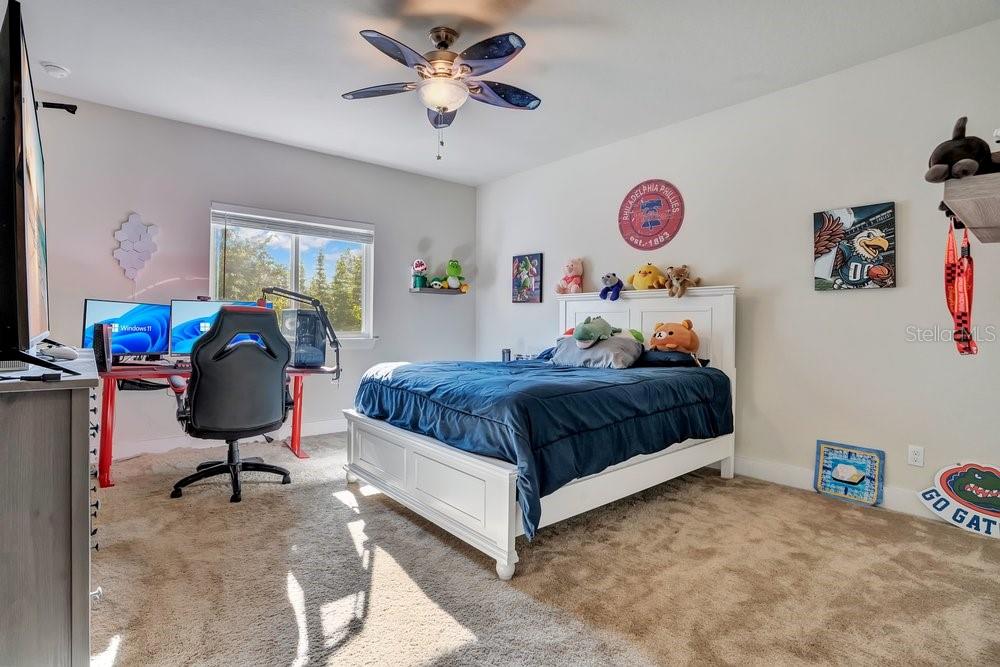 704 Fox Edge Ct Property Photo 40