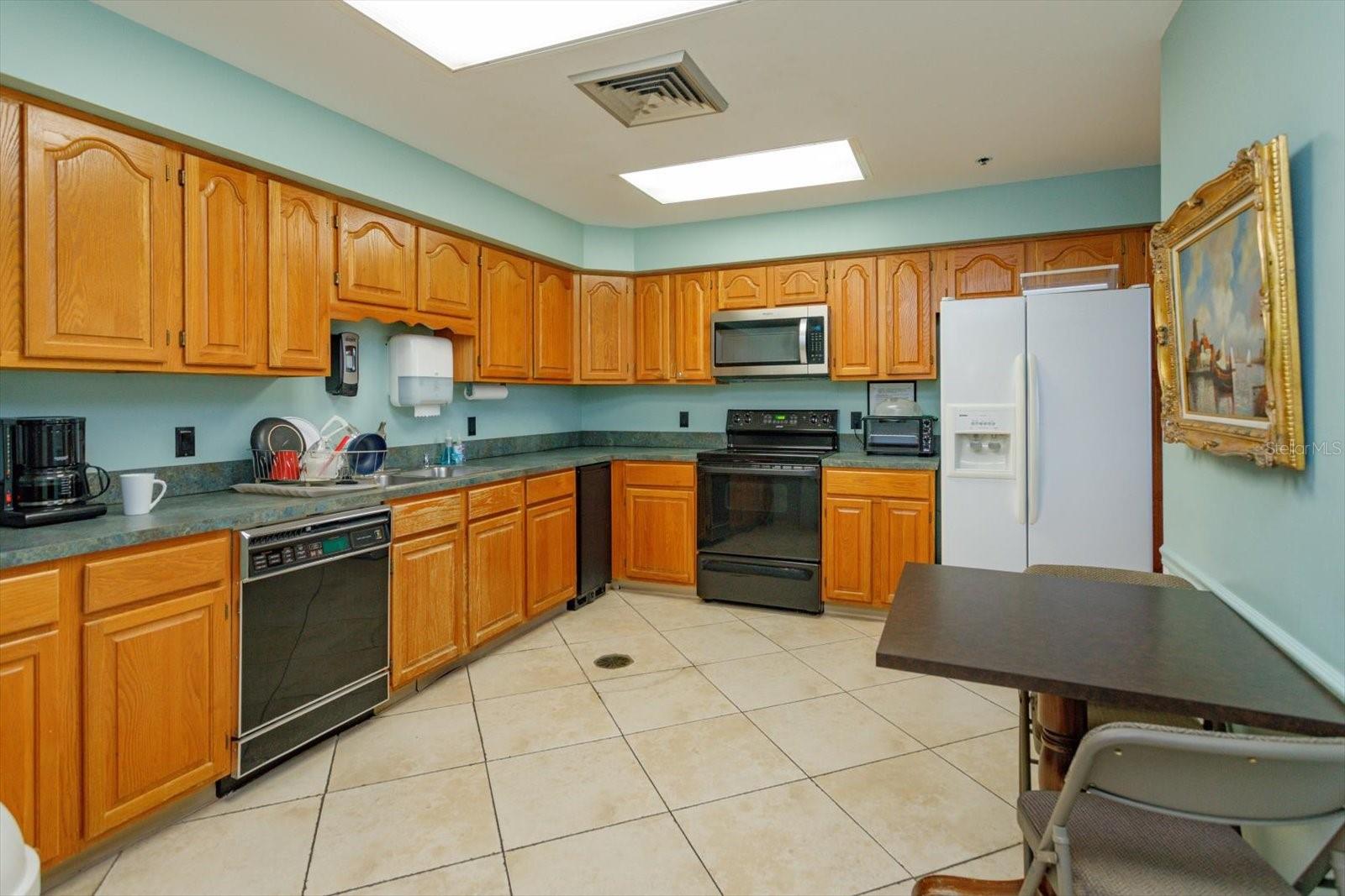 7550 Hinson St #6a Property Photo 40