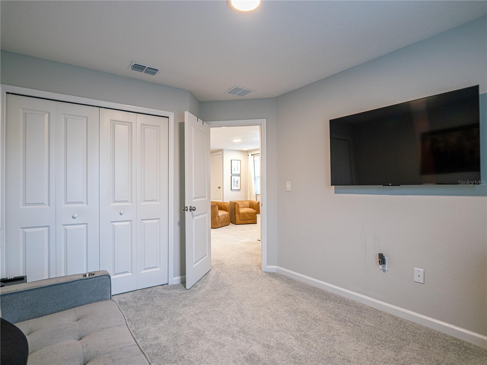 4902 Livingston Ln Property Photo 30