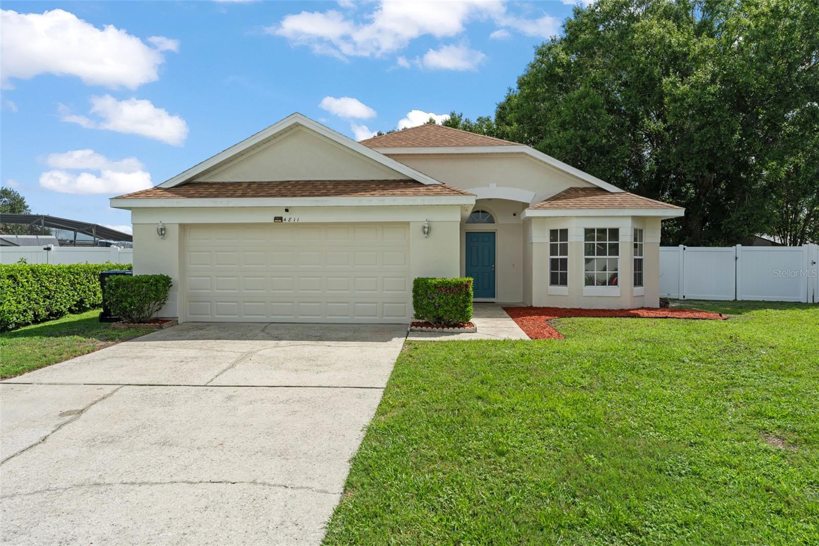 4811 Fort Apache Ct Property Photo 1