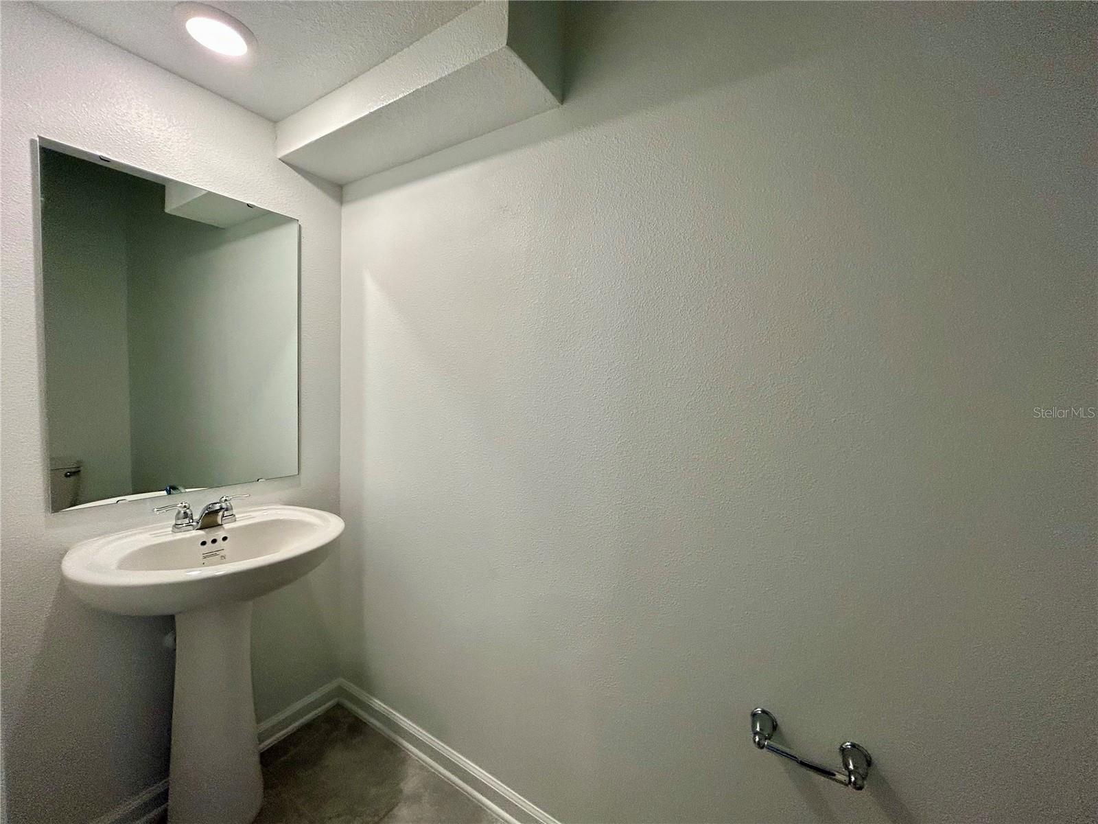 2943 Savoir Ave Property Photo 5