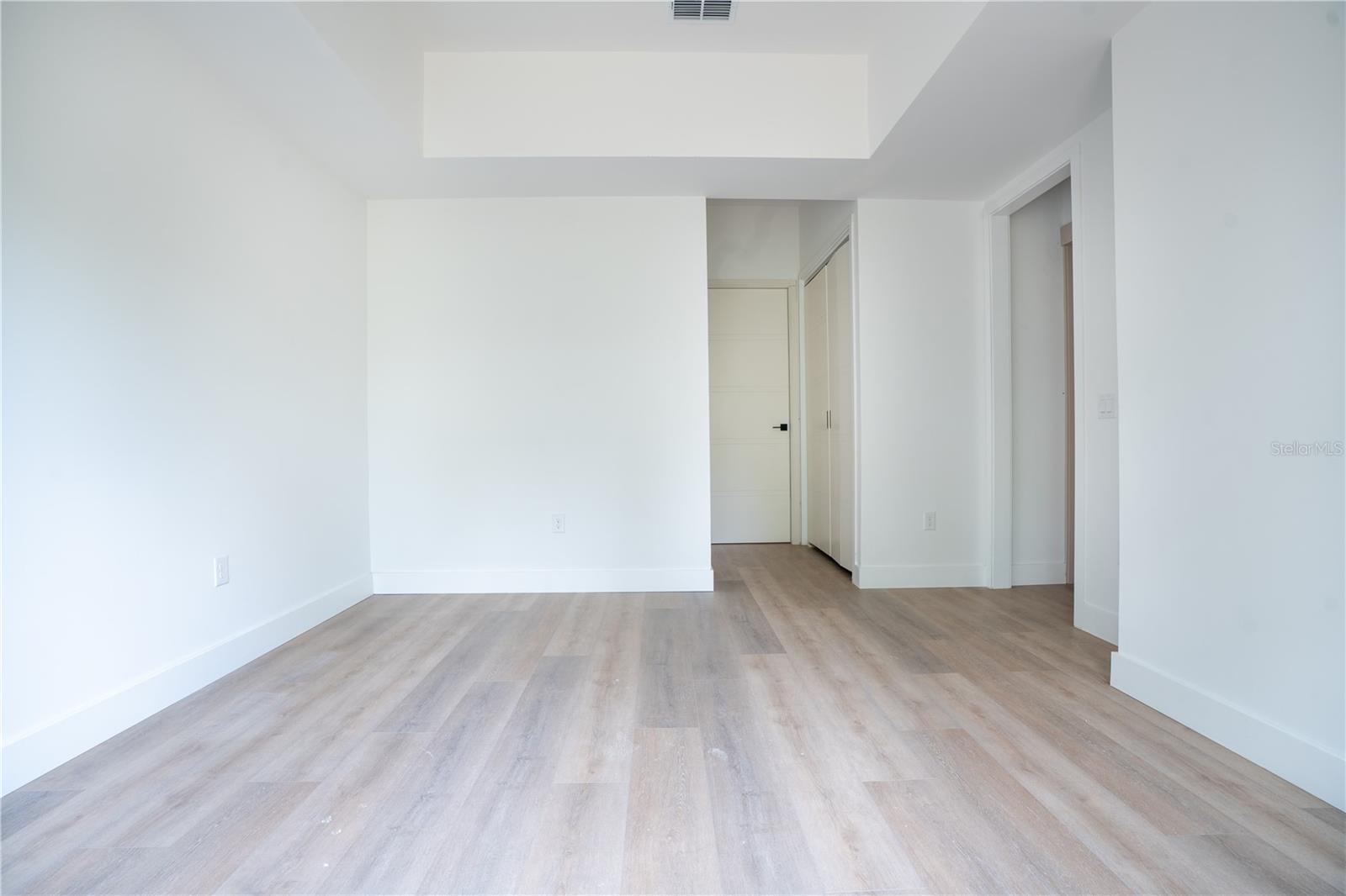 13 Nemesia Ct E Property Photo 13