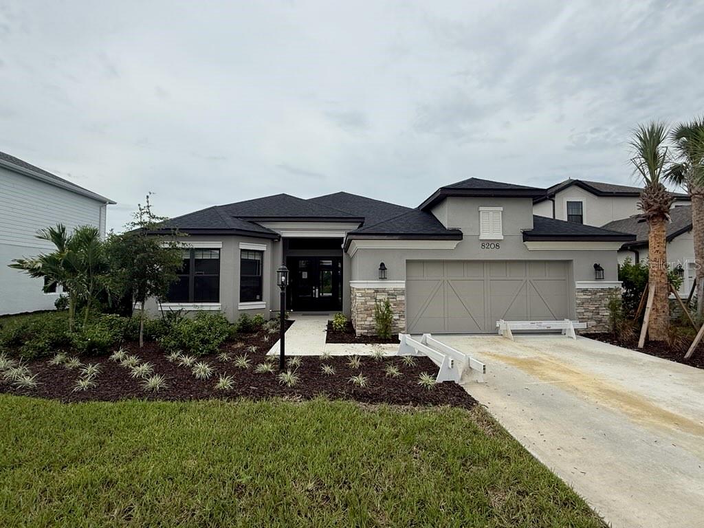 8208 SUMMER NIGHT RD Property Photo 1