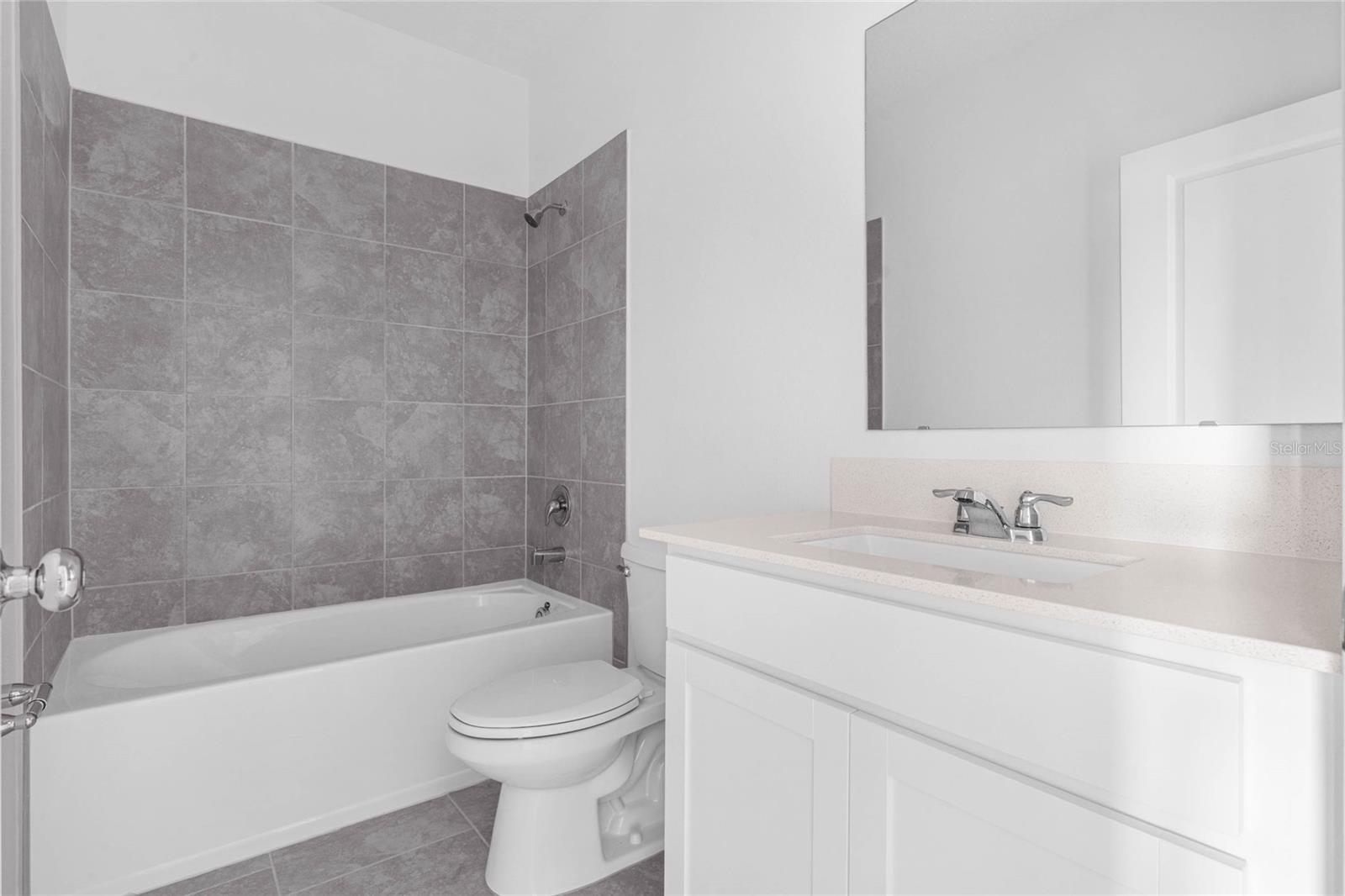 2788 Pierr St Property Photo 16