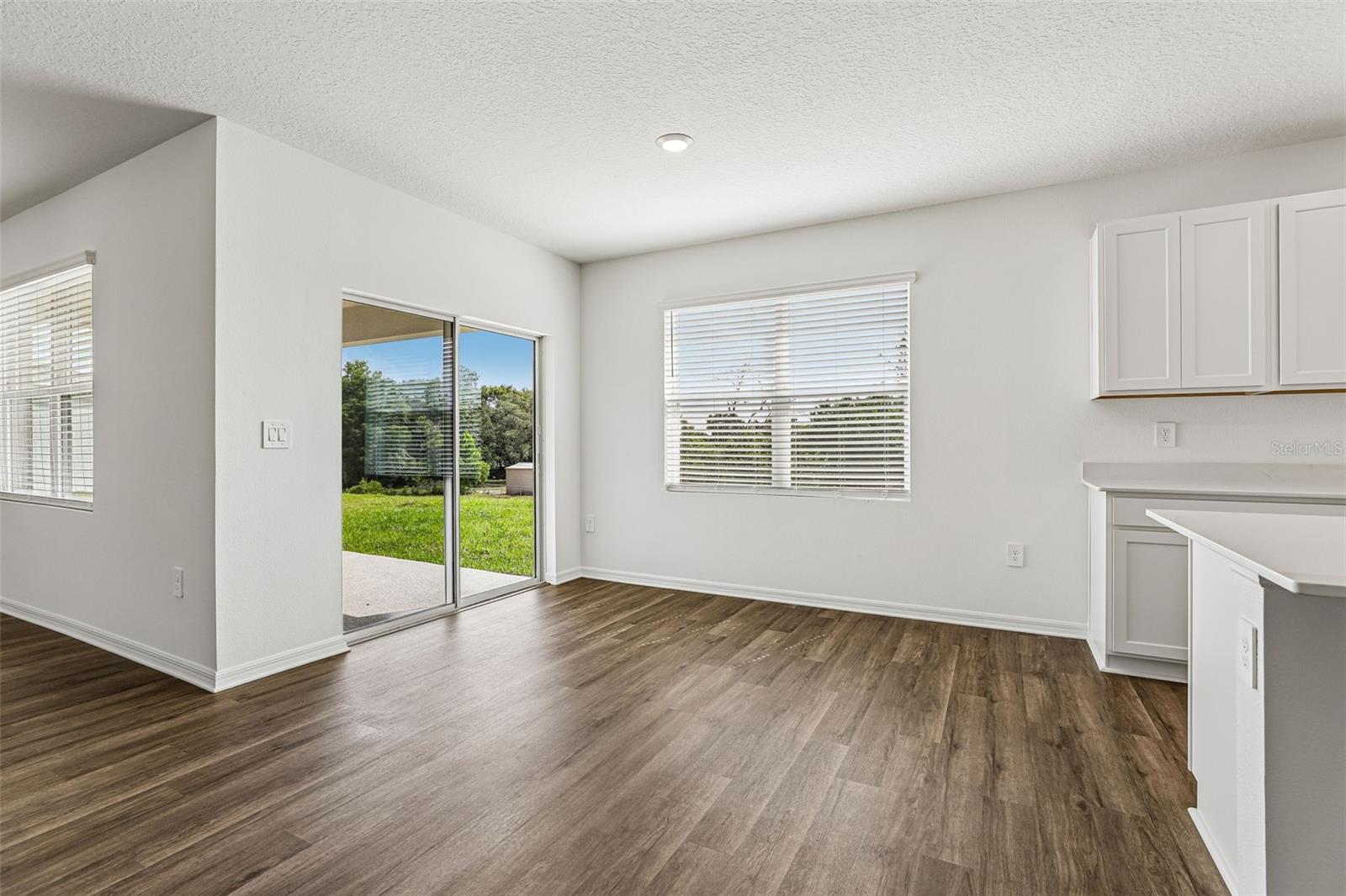 2486 Aveeno Ave Property Photo 8
