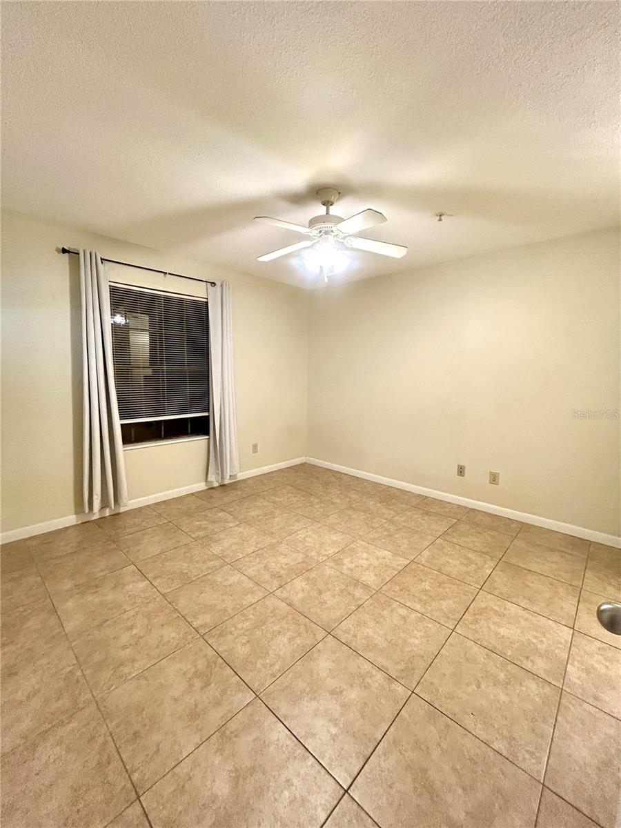 224 Afton Sq #203 Property Photo 11