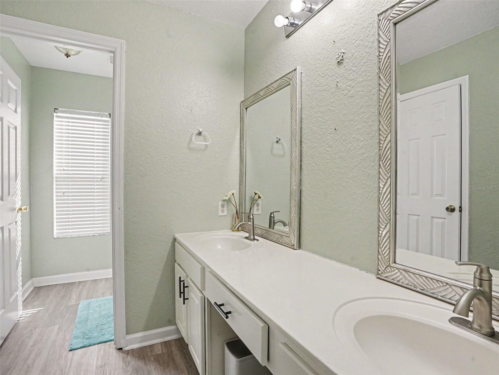 2671 Manesty Ln Property Photo 17