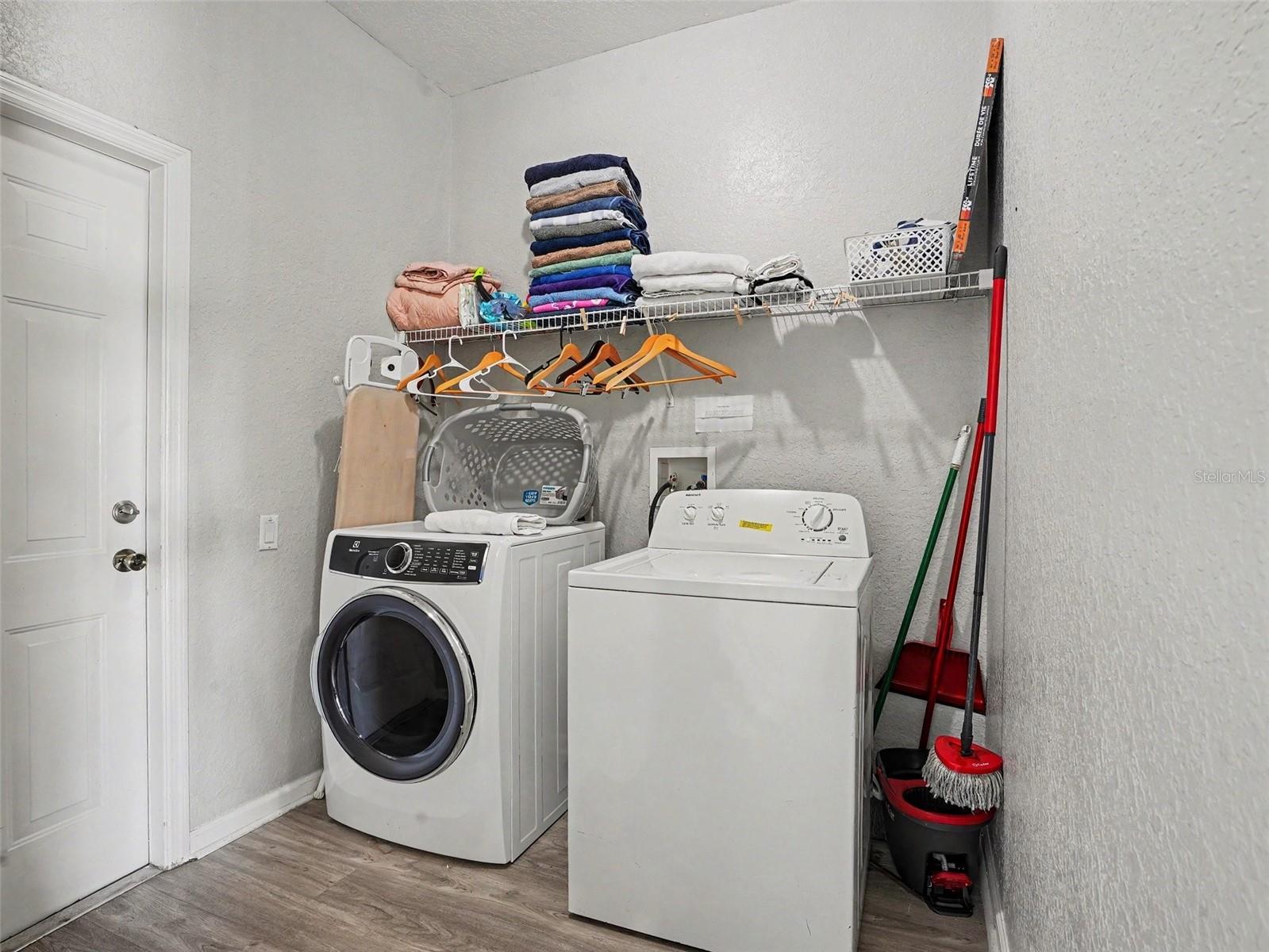 2671 Manesty Ln Property Photo 23