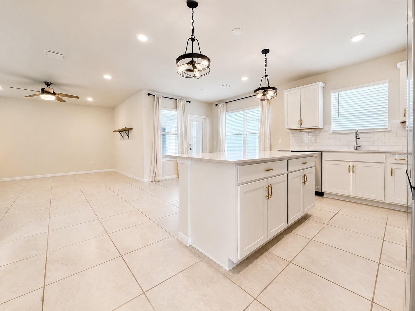 2092 Cross Prairie Pkwy Property Photo 7