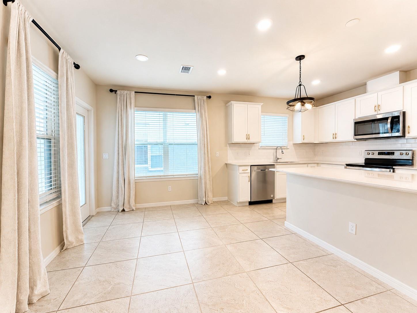 2092 Cross Prairie Pkwy Property Photo 12