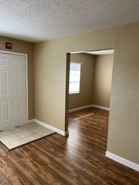 452 Banyon Tree Cir #200 Property Photo 9
