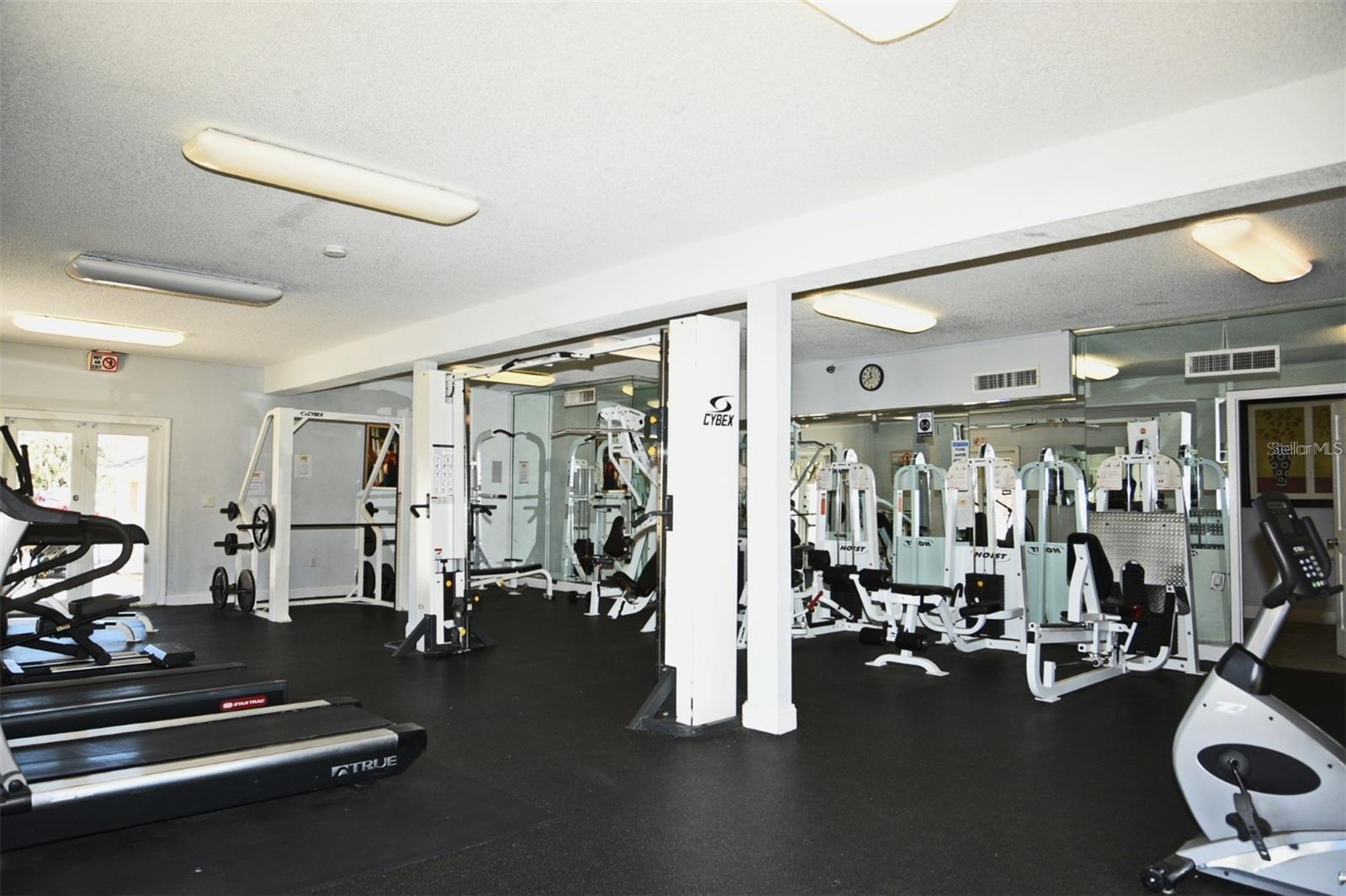 452 Banyon Tree Cir #200 Property Photo 17