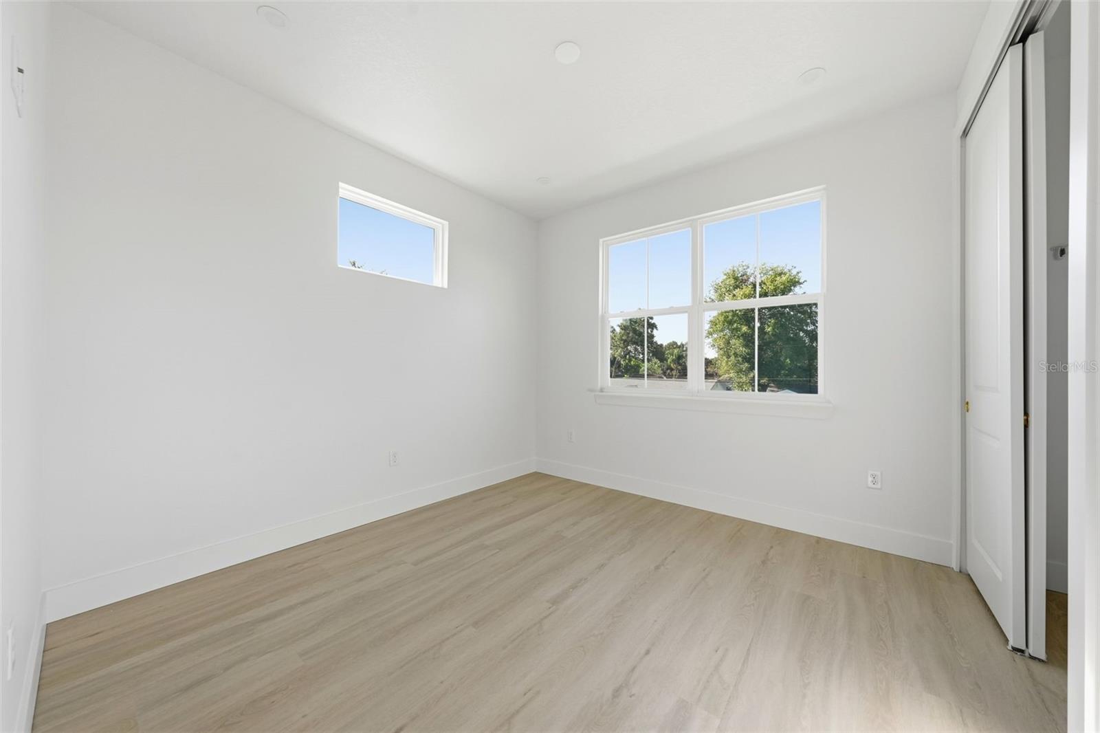 1605 Bryn Mawr St Property Photo 31