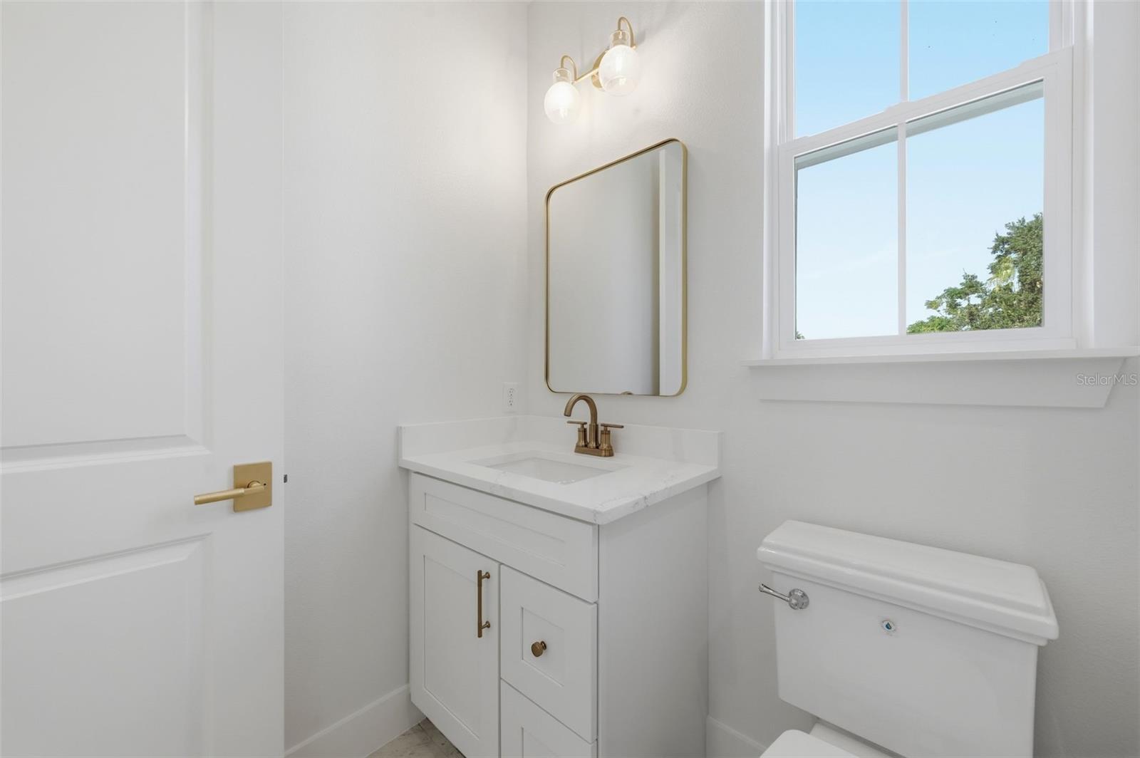 1605 Bryn Mawr St Property Photo 36