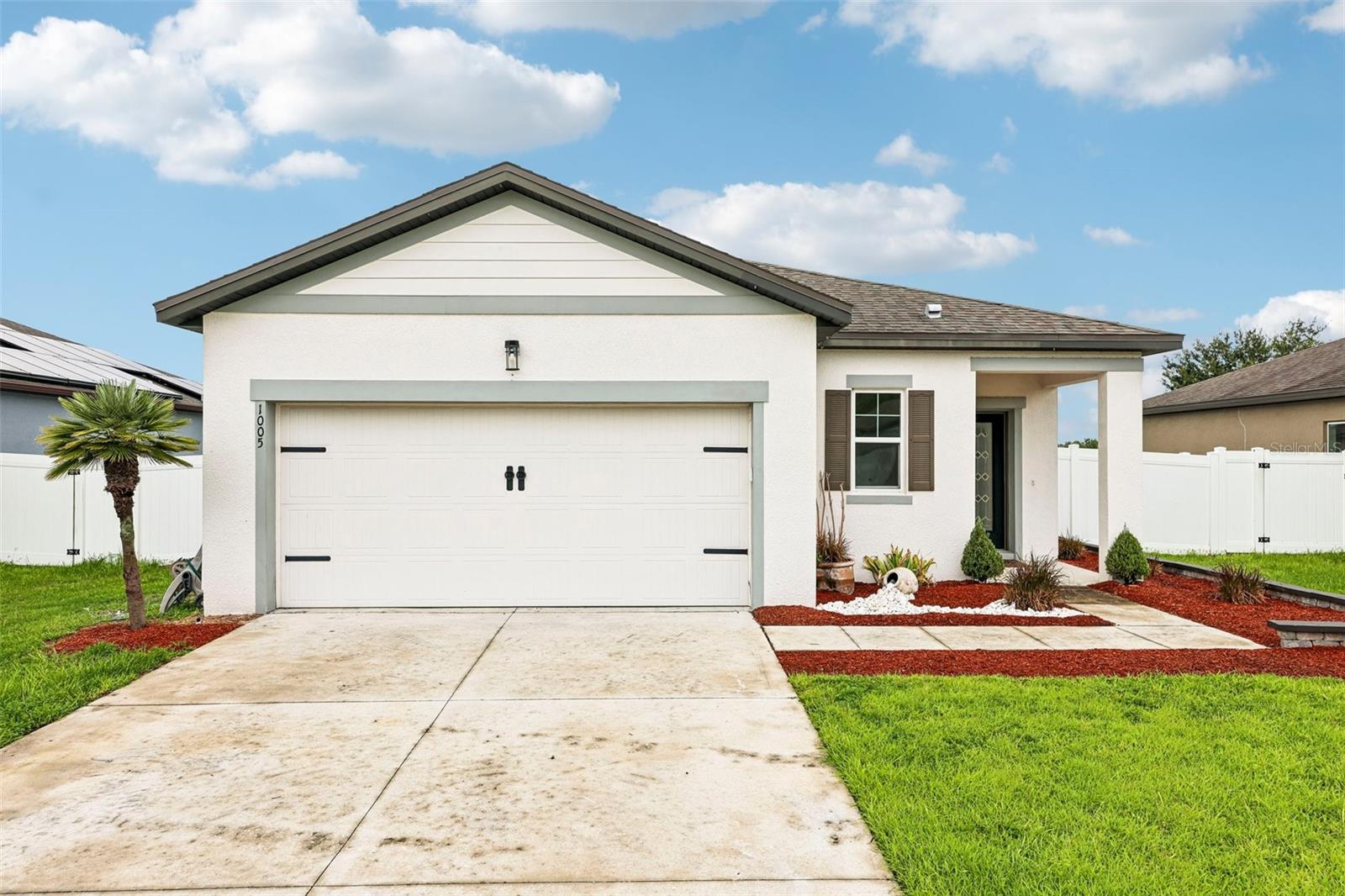 1005 Wanderer Dr Property Photo 1